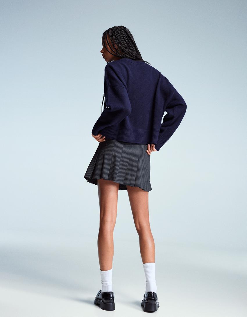 V-neck cropped sweater-Blue