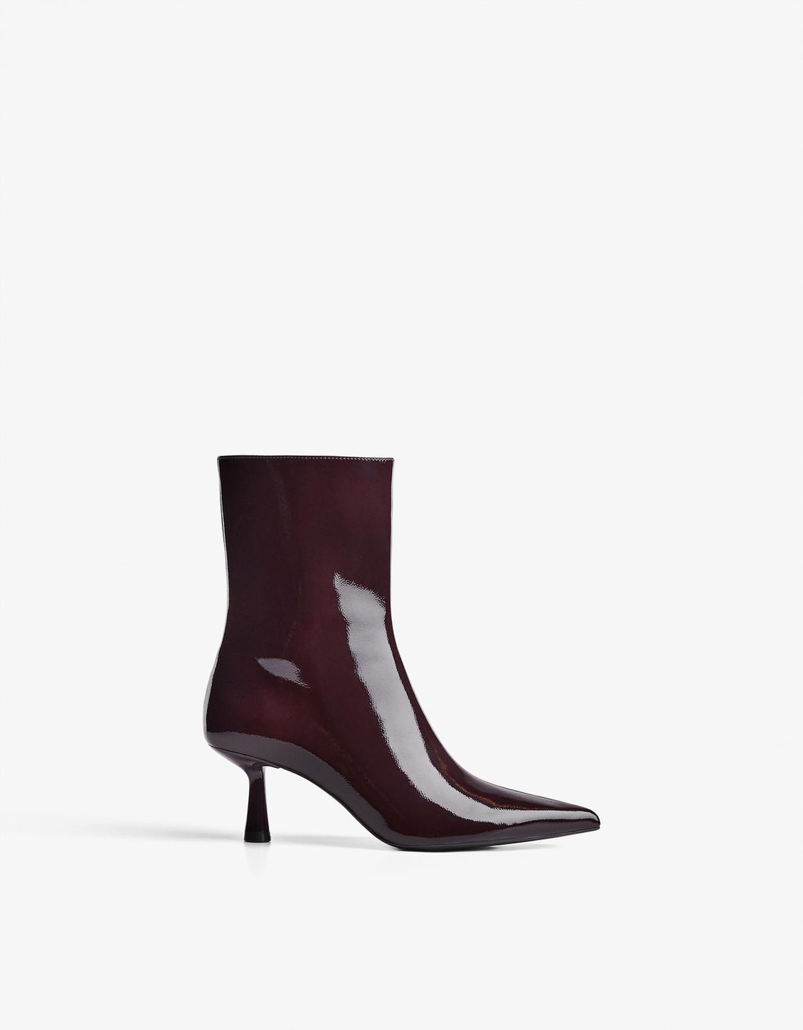 Kitten heel ankle boots