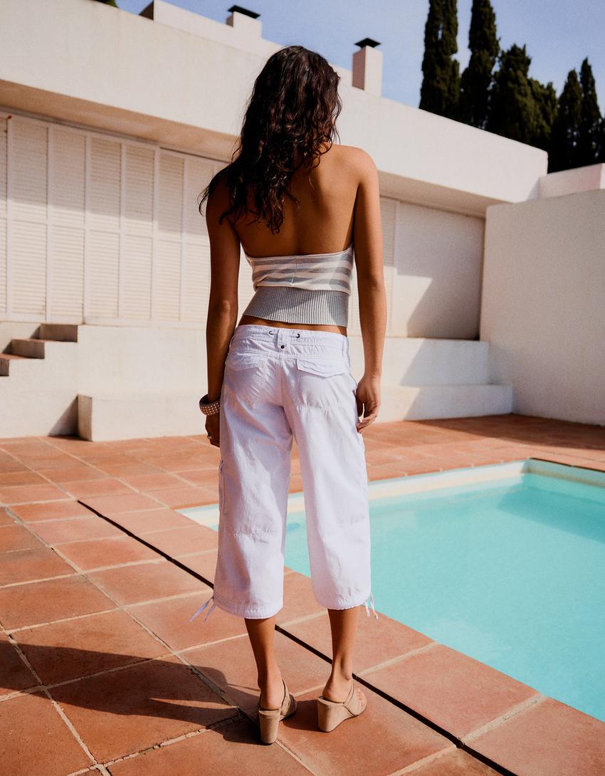 Spodnie capri z kieszeniami-Biały