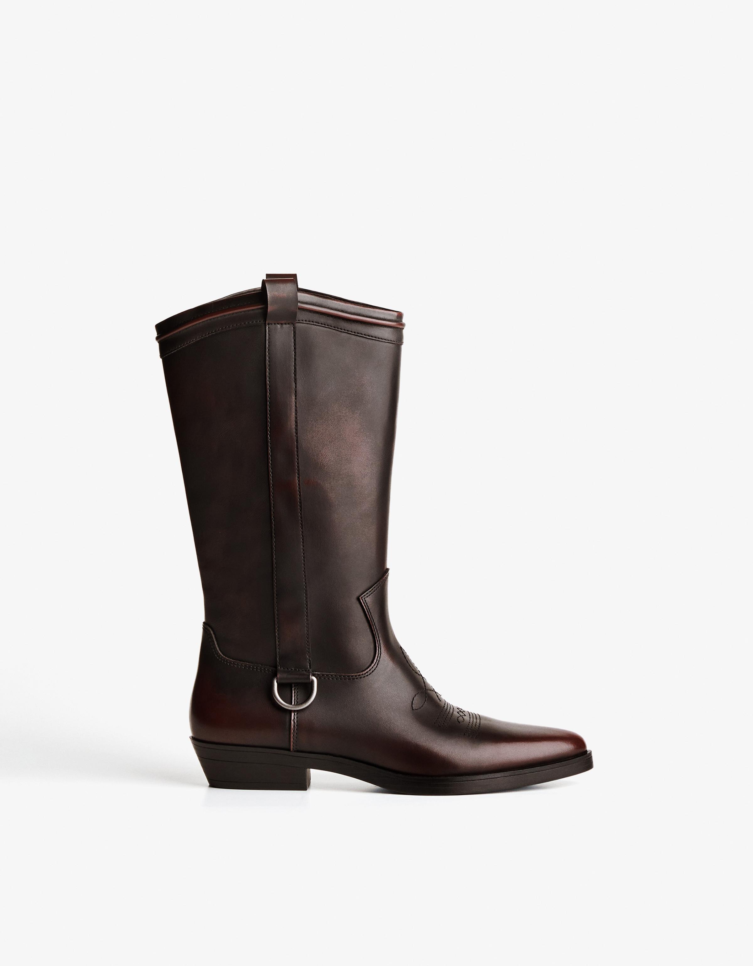Bershka Flache Stiefel Im Cowboylook Damen 39 Kombiniert