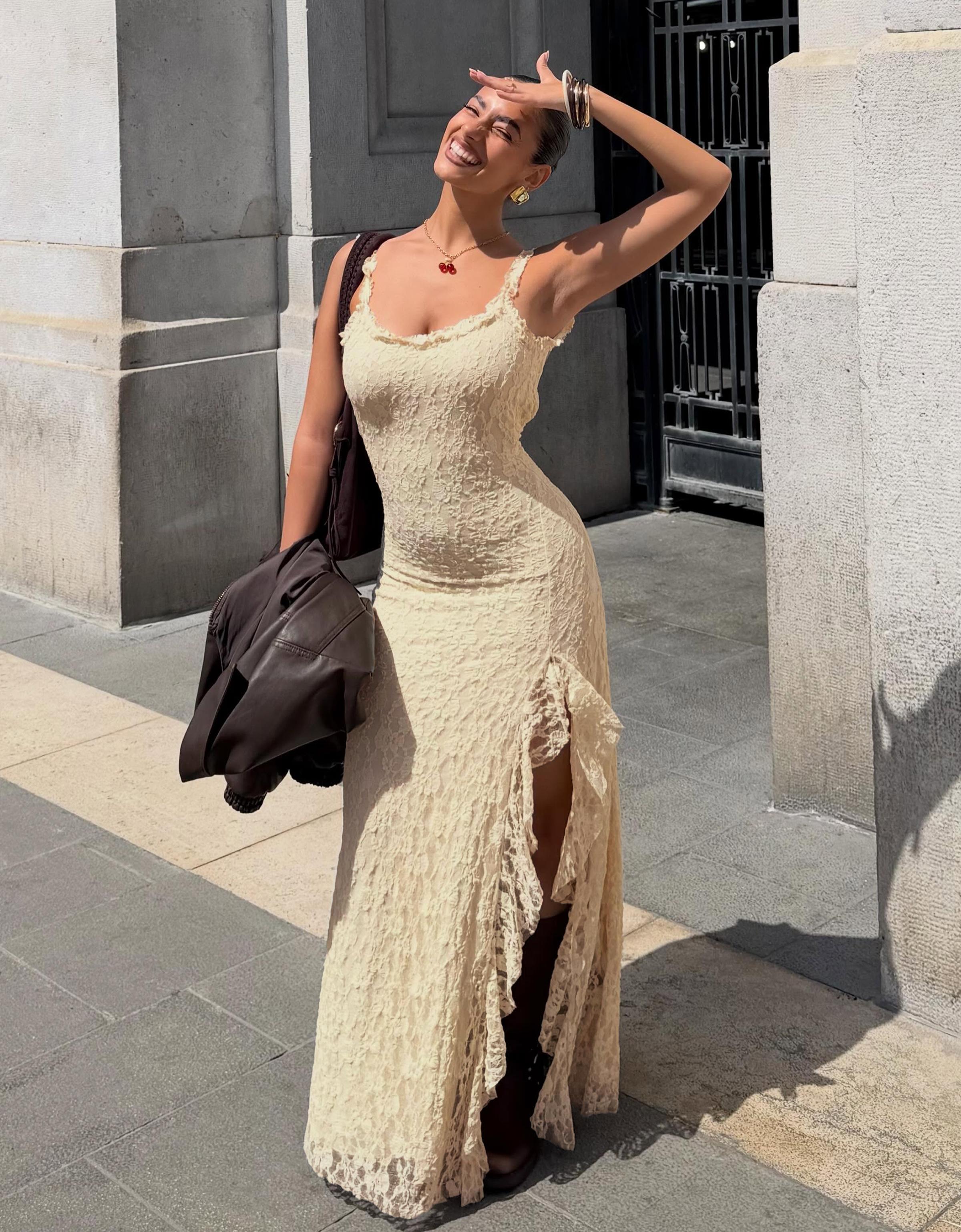 Lace midi dress — Cream