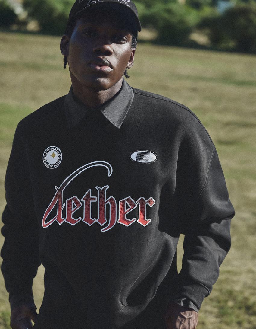 Sudadera cuello redondo print-Negro