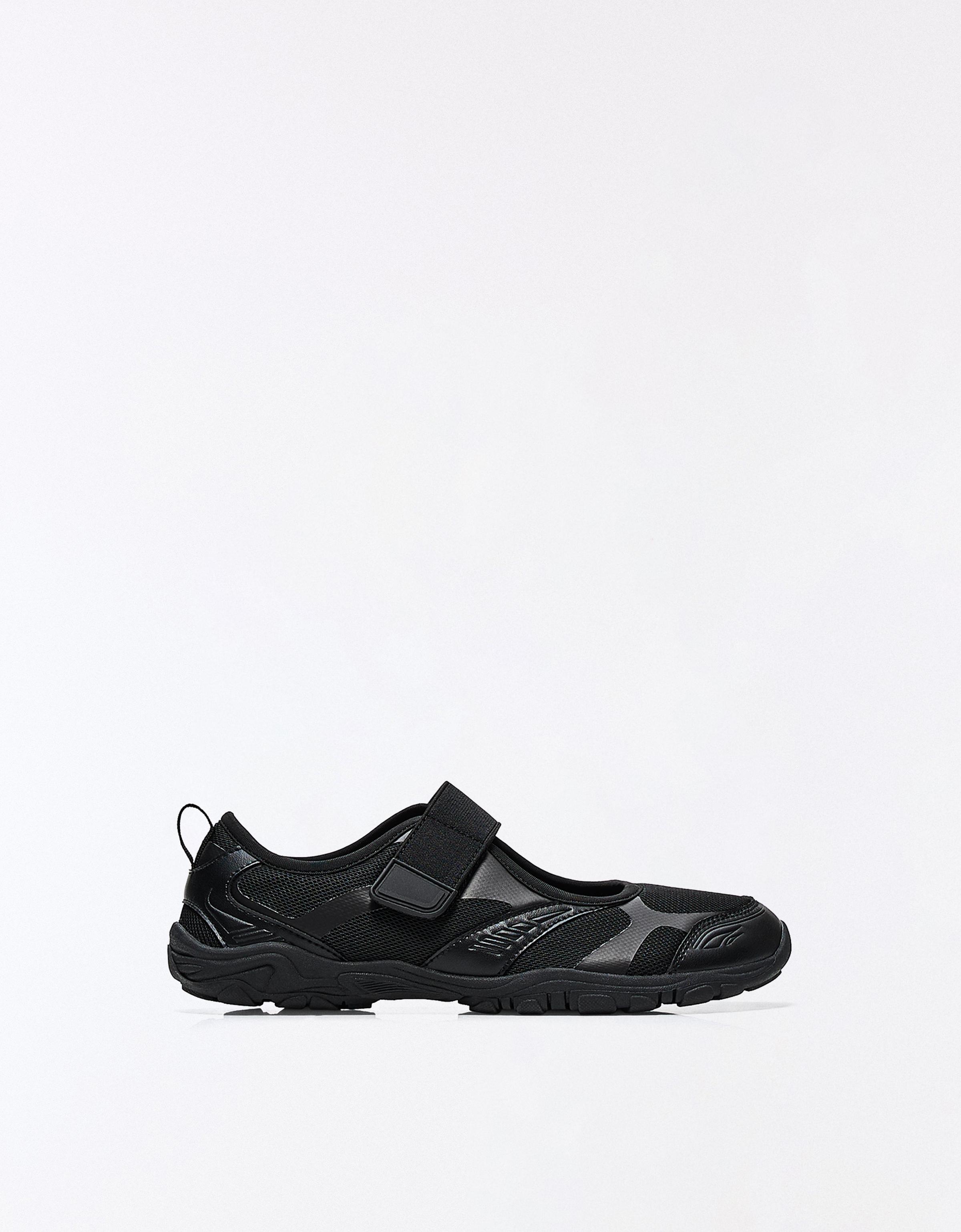 SPORTY BAREFOOT BALLET PUMPS — BLACK