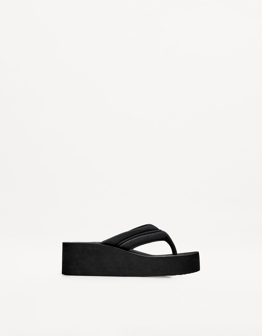 Quilted platform sandals-BLACK