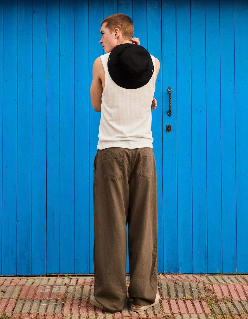 Super baggy trousers with linen-Brown