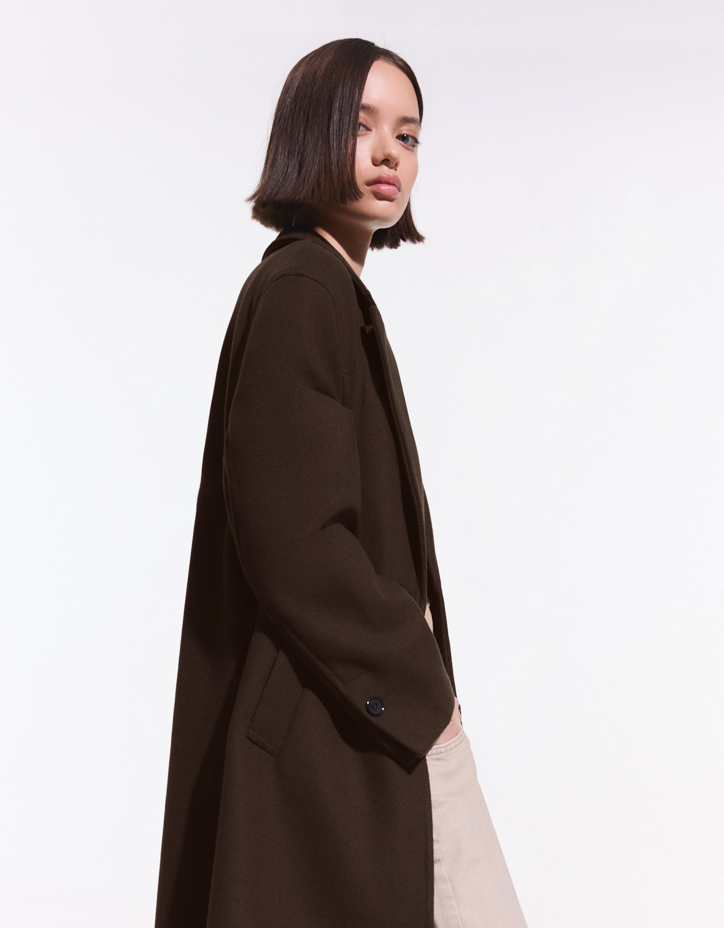 Soft-touch long coat — Brown