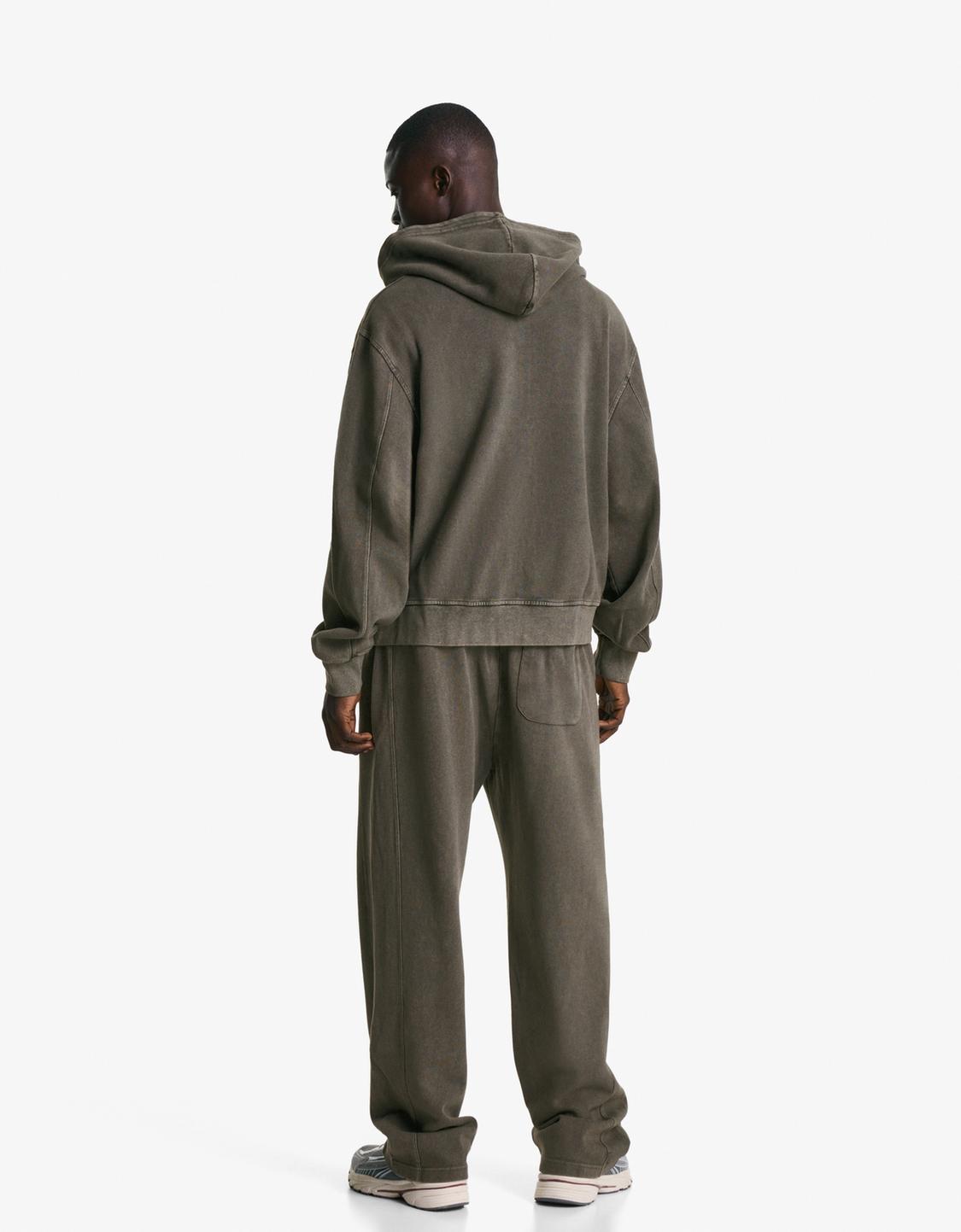 Ensemble sweat et pantalon