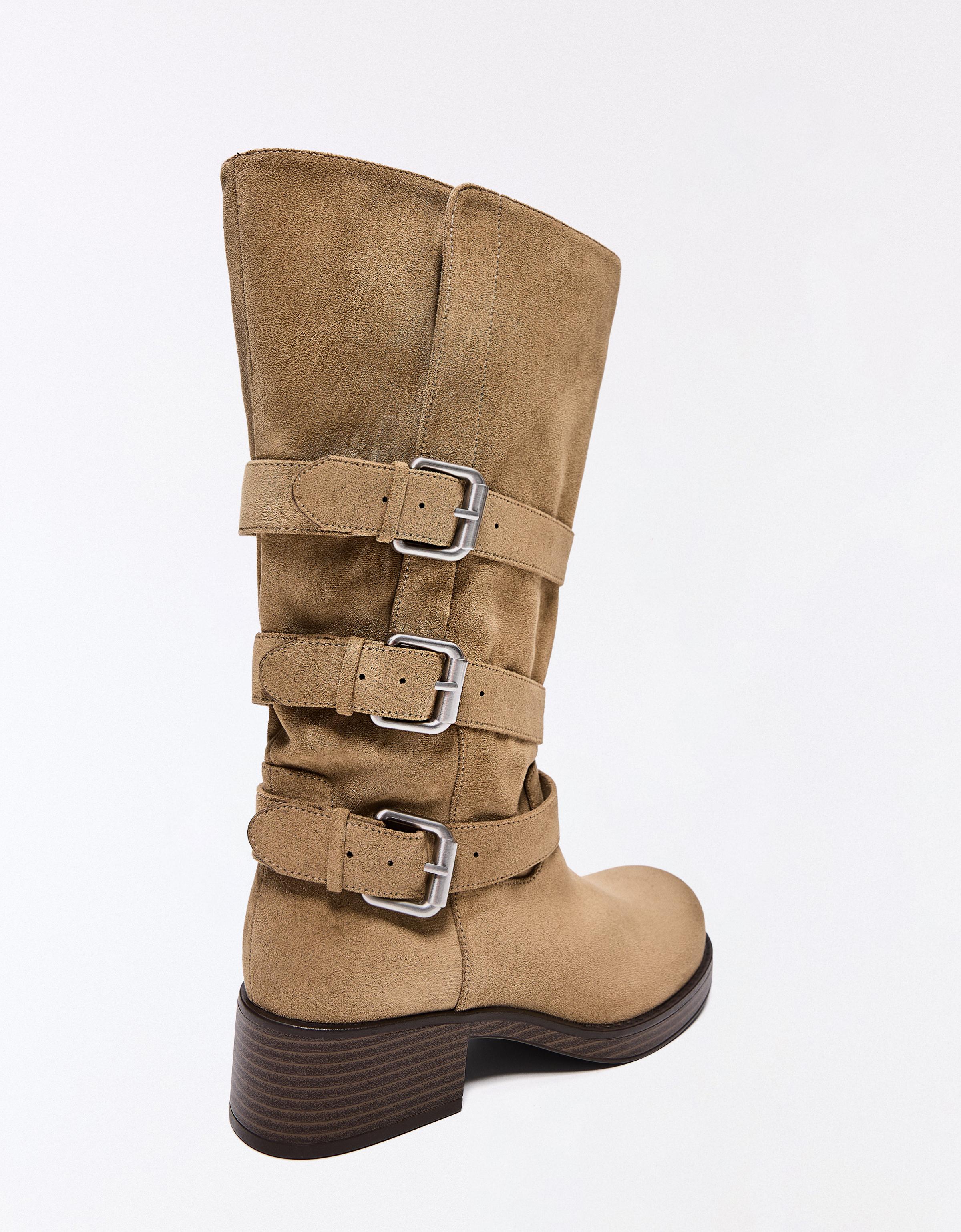 BUCKLED BIKER BOOTS — BEIGE