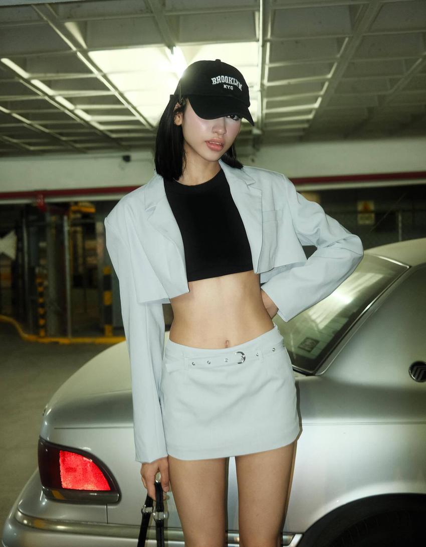 Cropped blazer-Grey-2