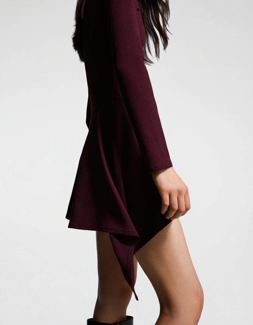 Vestido mini manga comprida com folho assimétrico-Bordeaux