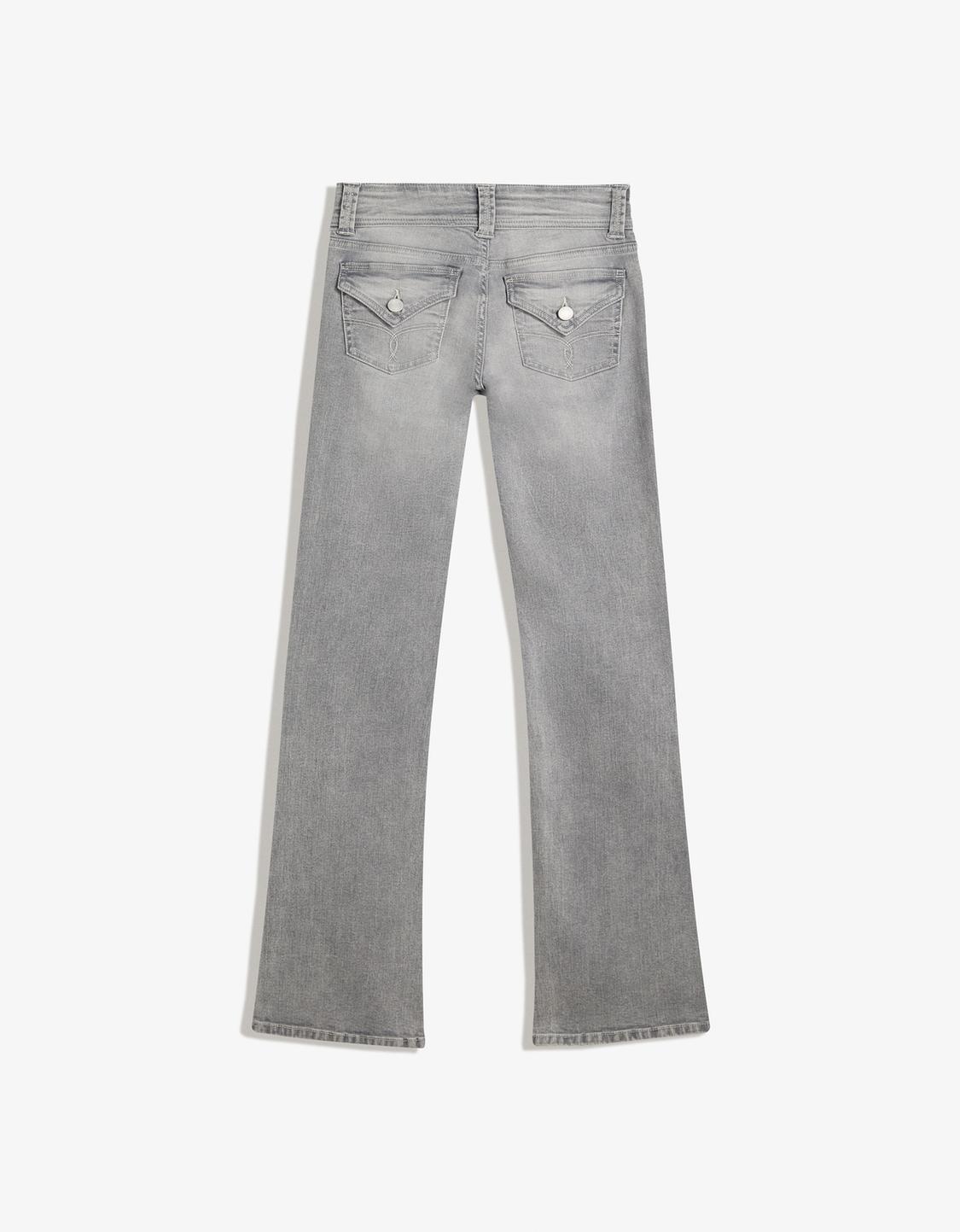Bootcut jeans