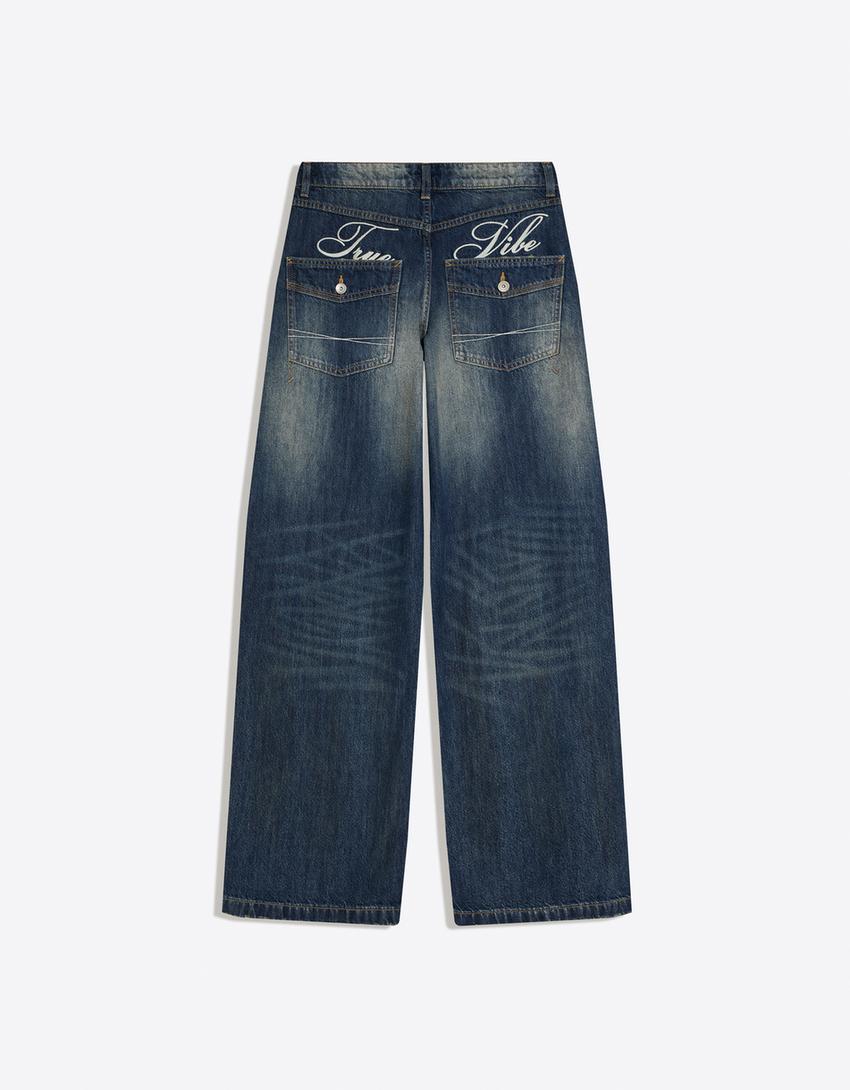 Jeans boyfriend tiro bajo bordado-Azul lavado