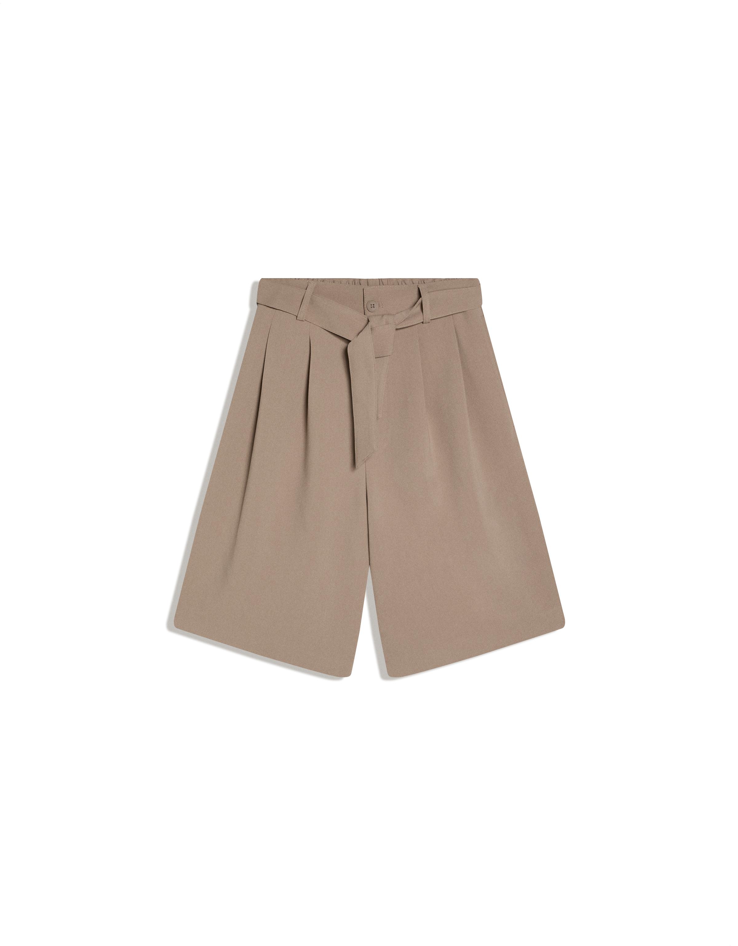 Wide-leg Bermuda shorts with belt — Sand