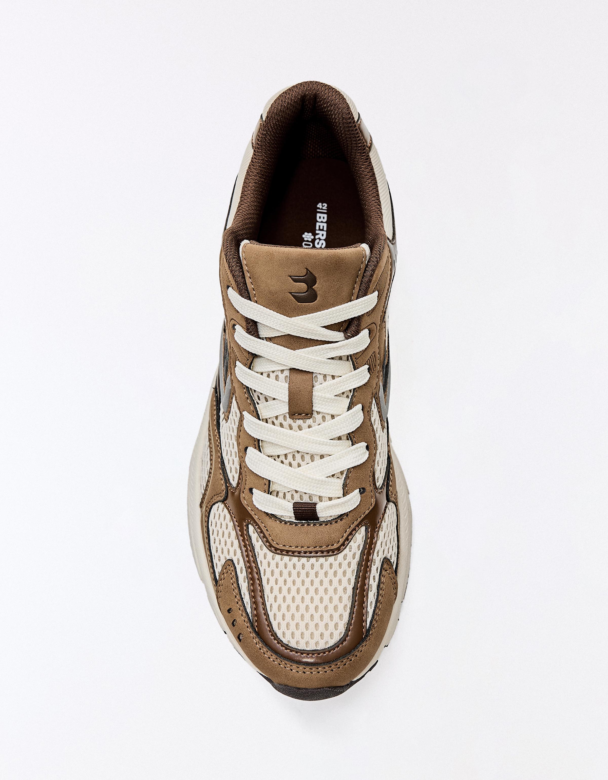 MULTI-PIECE TRAINERS — Multicolored