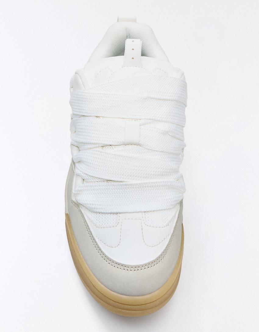 Adidași skate voluminoși-Combinație