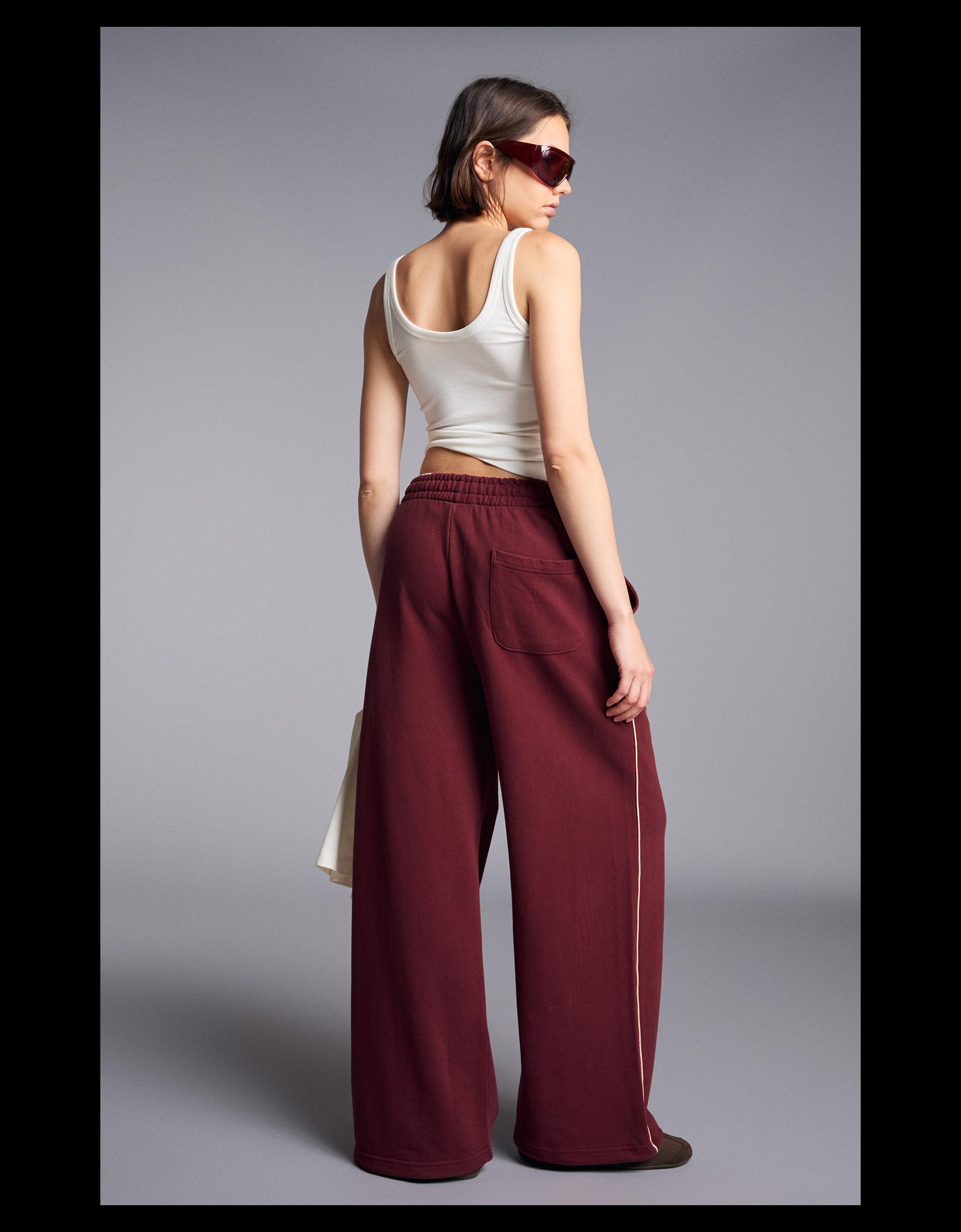 Dancer plush joggers — Maroon