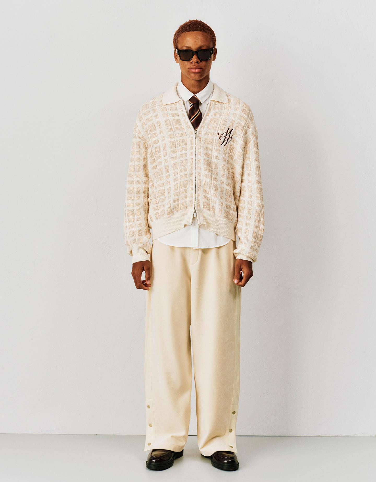 Bershka żakiet strukturalny z haftem piaskowy