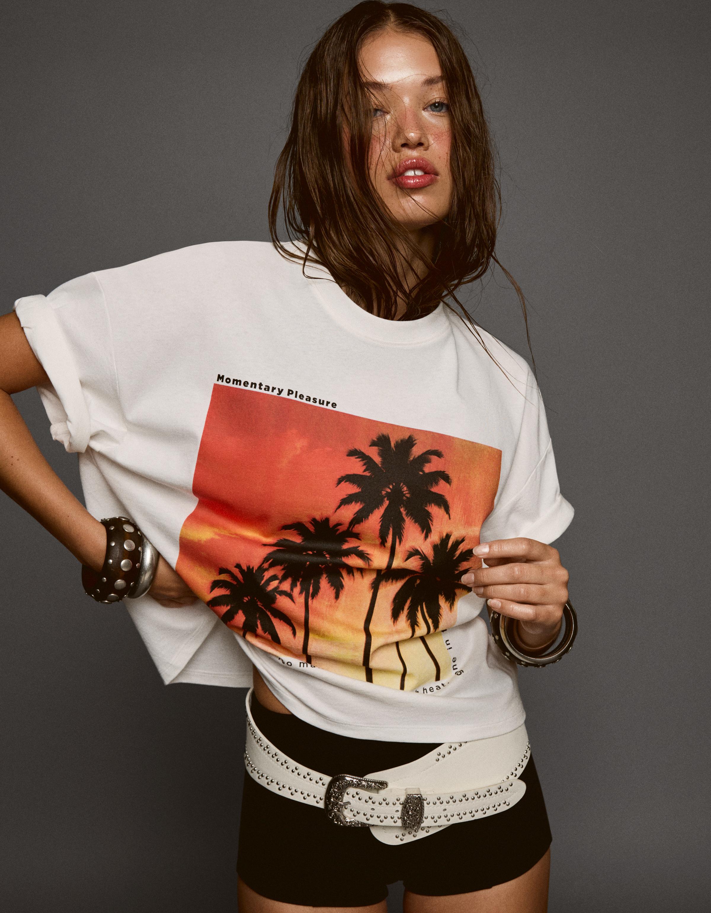Bershka T-Shirt Mit Print Und Kurzen Ärmeln Damen M Rohweiß