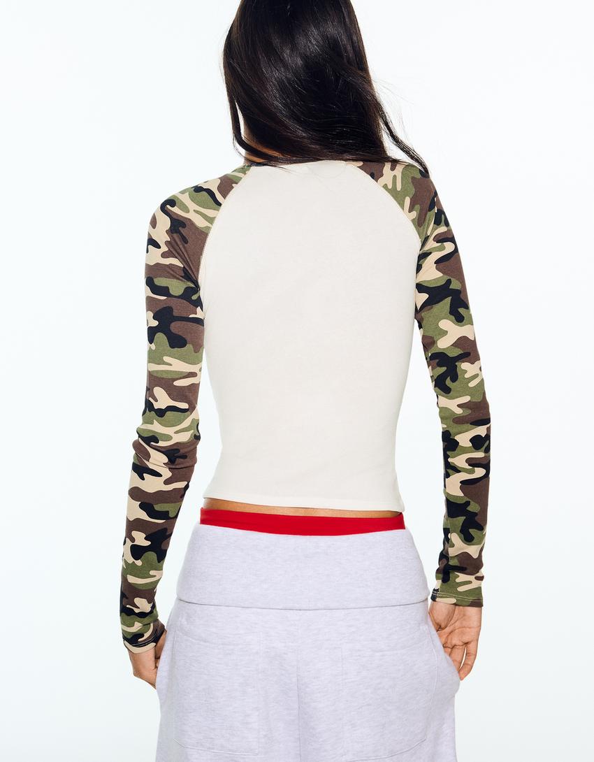 Printed long sleeve raglan T-shirt-Khaki