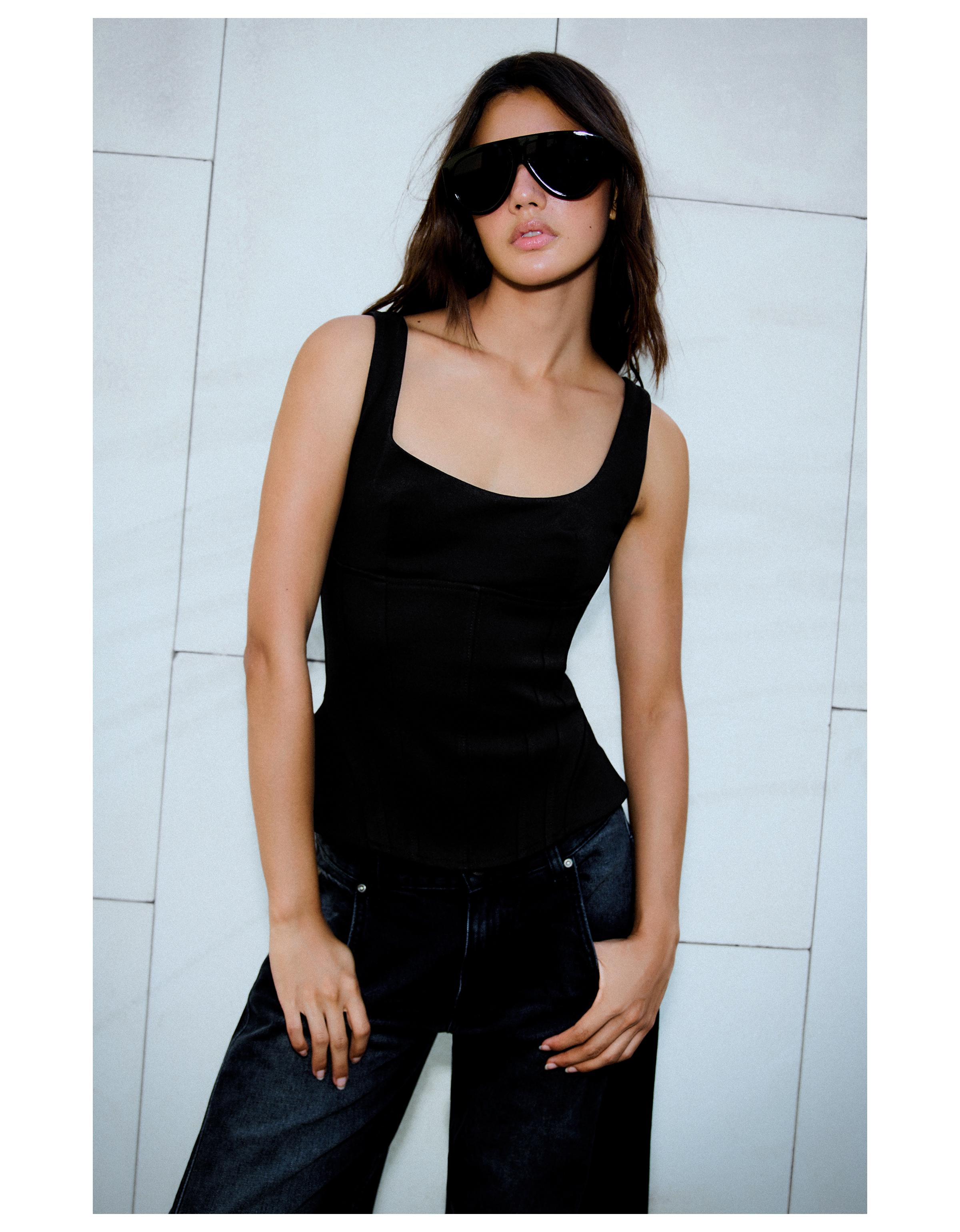 Structured tie-back top — Black