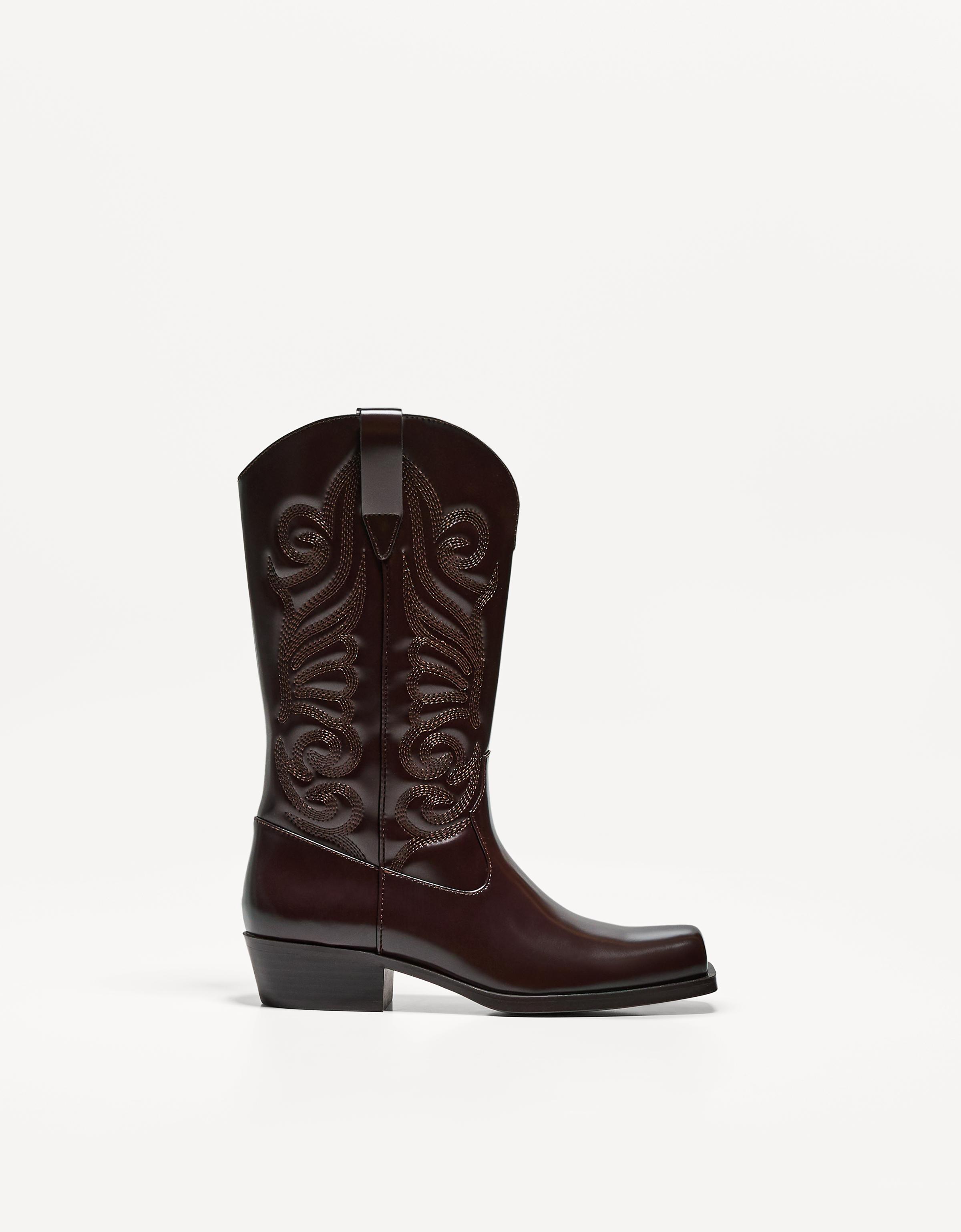 Bershka Flache Stiefel Im Cowboylook Damen 38 Granatrot