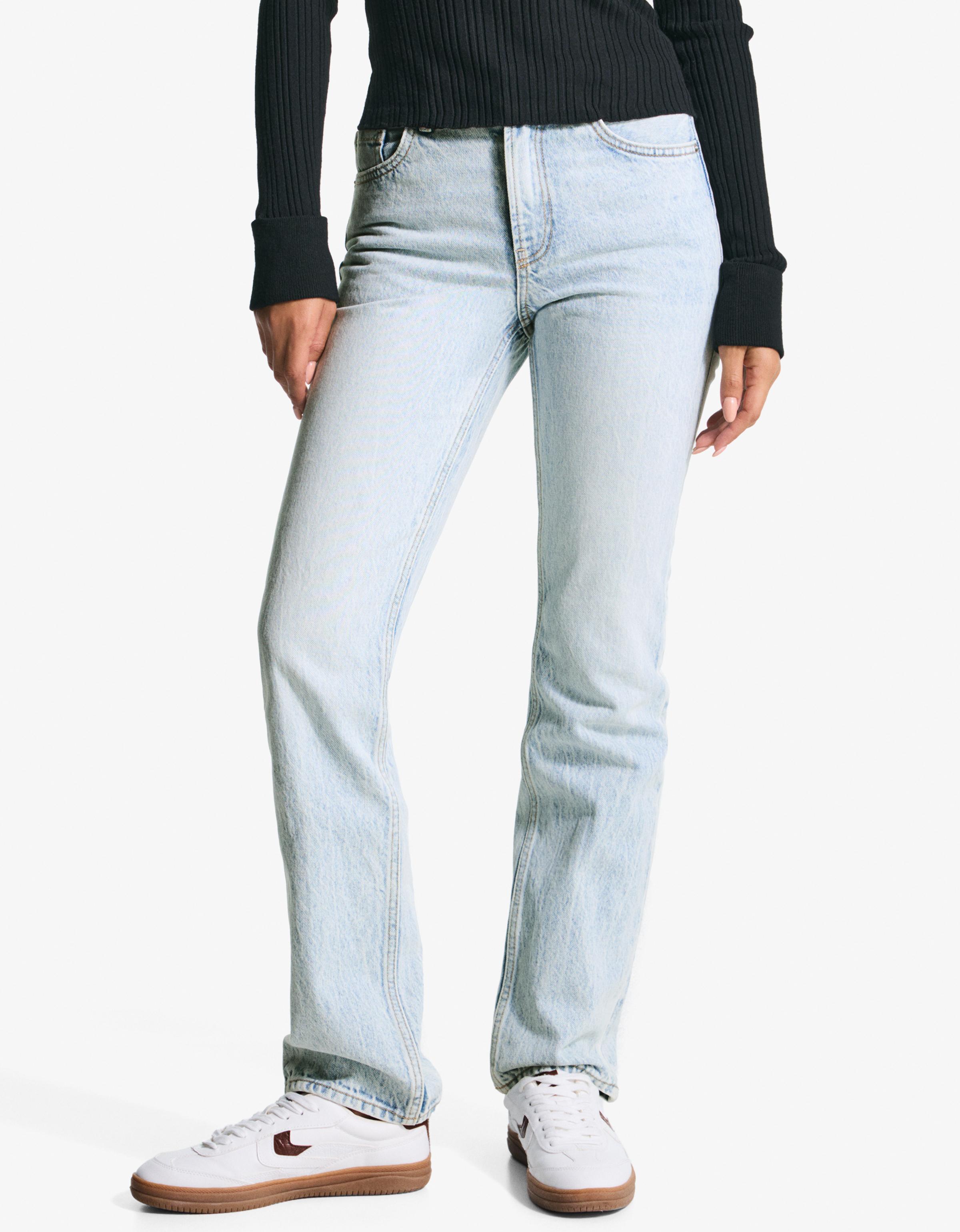 Straight cigarette jeans — Light blue