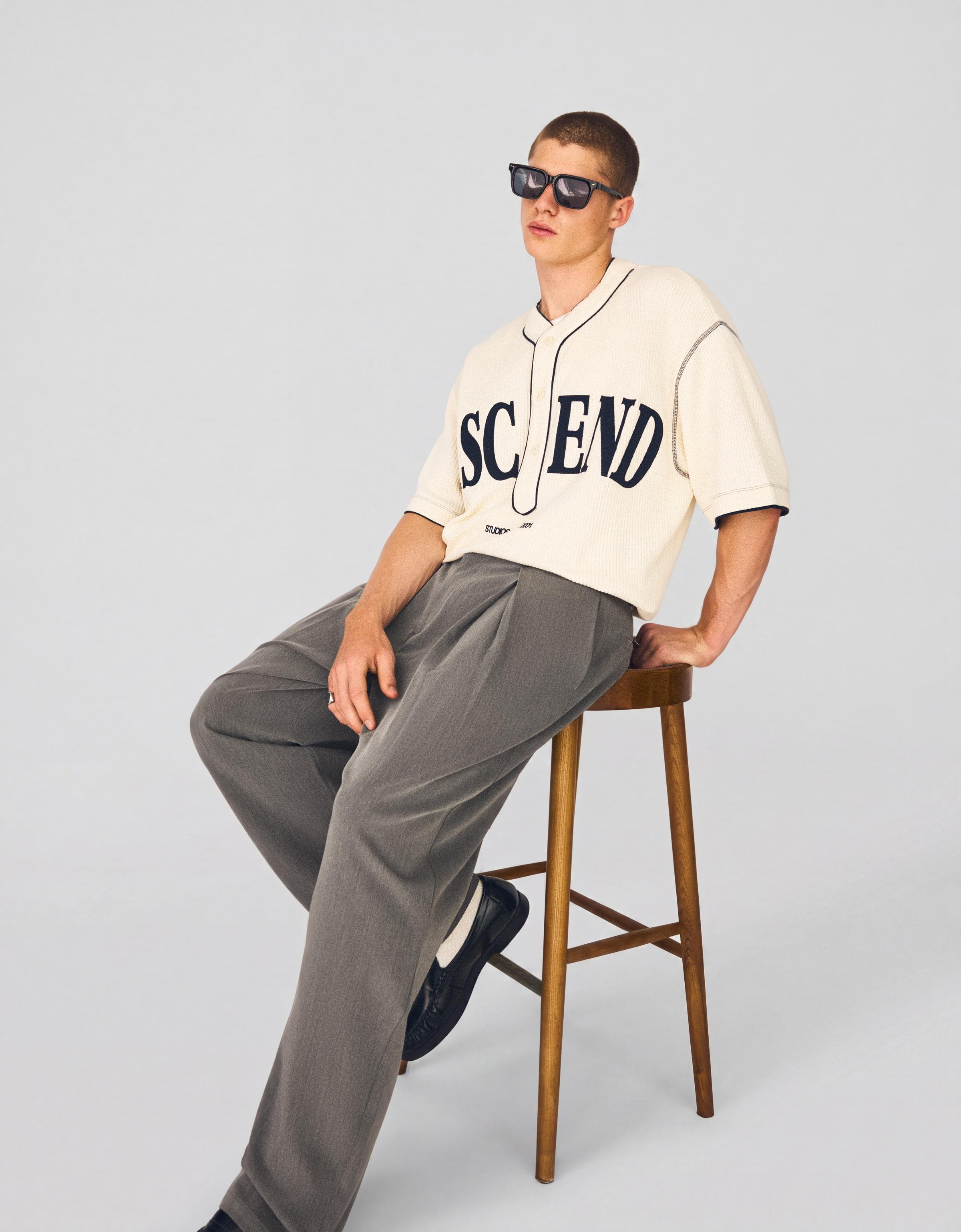 Pleated baggy trousers — Grey