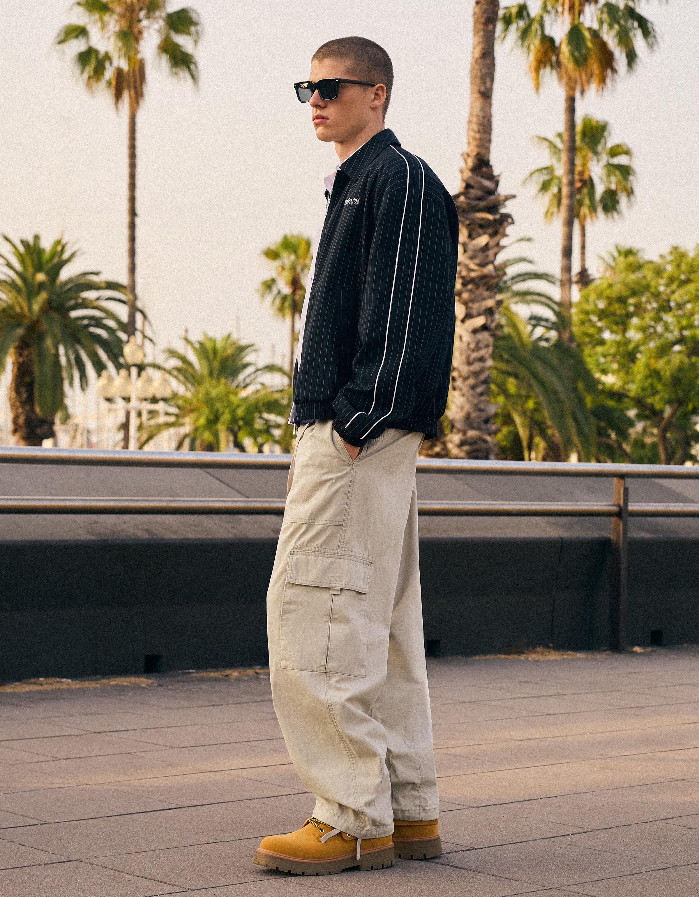Bershka Pantalón Baggy Cargo Hombre Arena