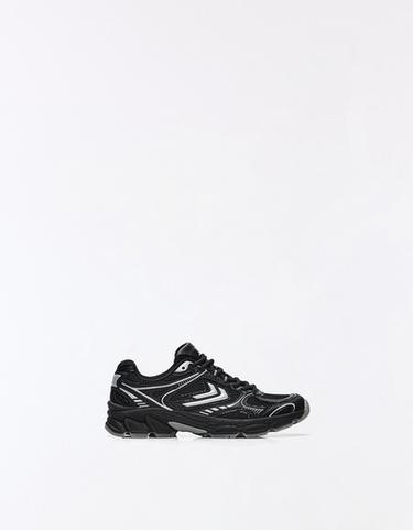 MULTI-PIECE TRAINERS — BLACK 1