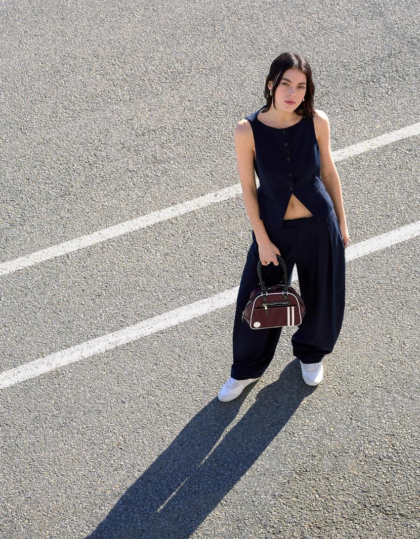 Gilet aderente-Marino-2