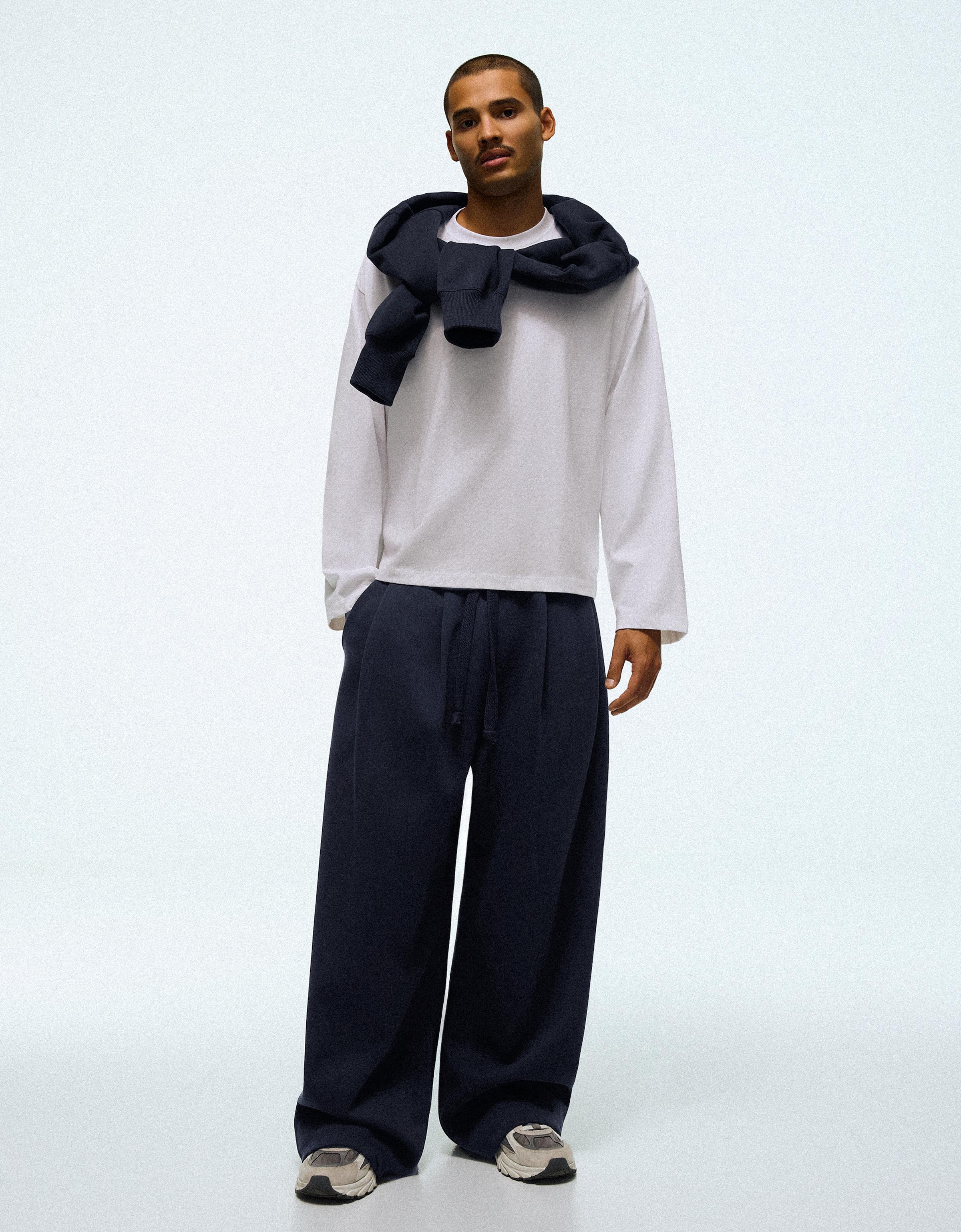 Bershka Pileli super baggy fit pantolon görsel 4