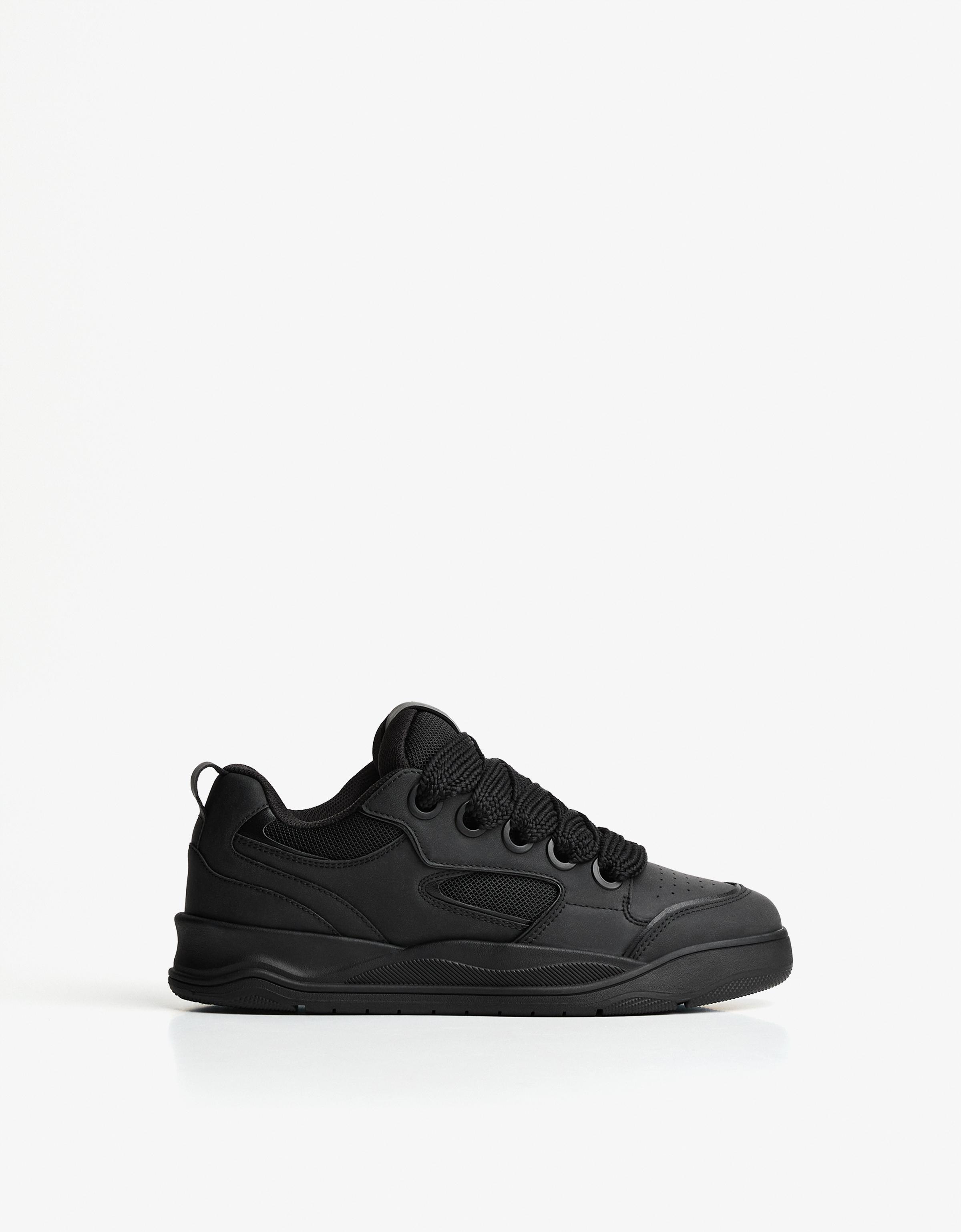 Bershka Skate-Sneaker Dicke Sohle Herren 41 Schwarz