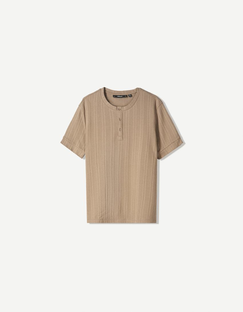 Kurzärmeliges T-Shirt mit Knopfstruktur-Braun-4