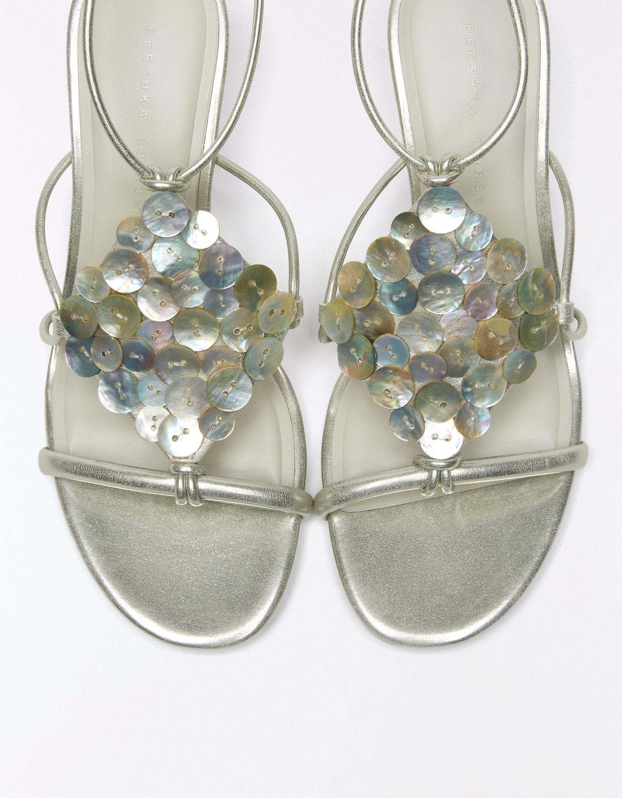 Heeled sandals with appliqués — ECRU