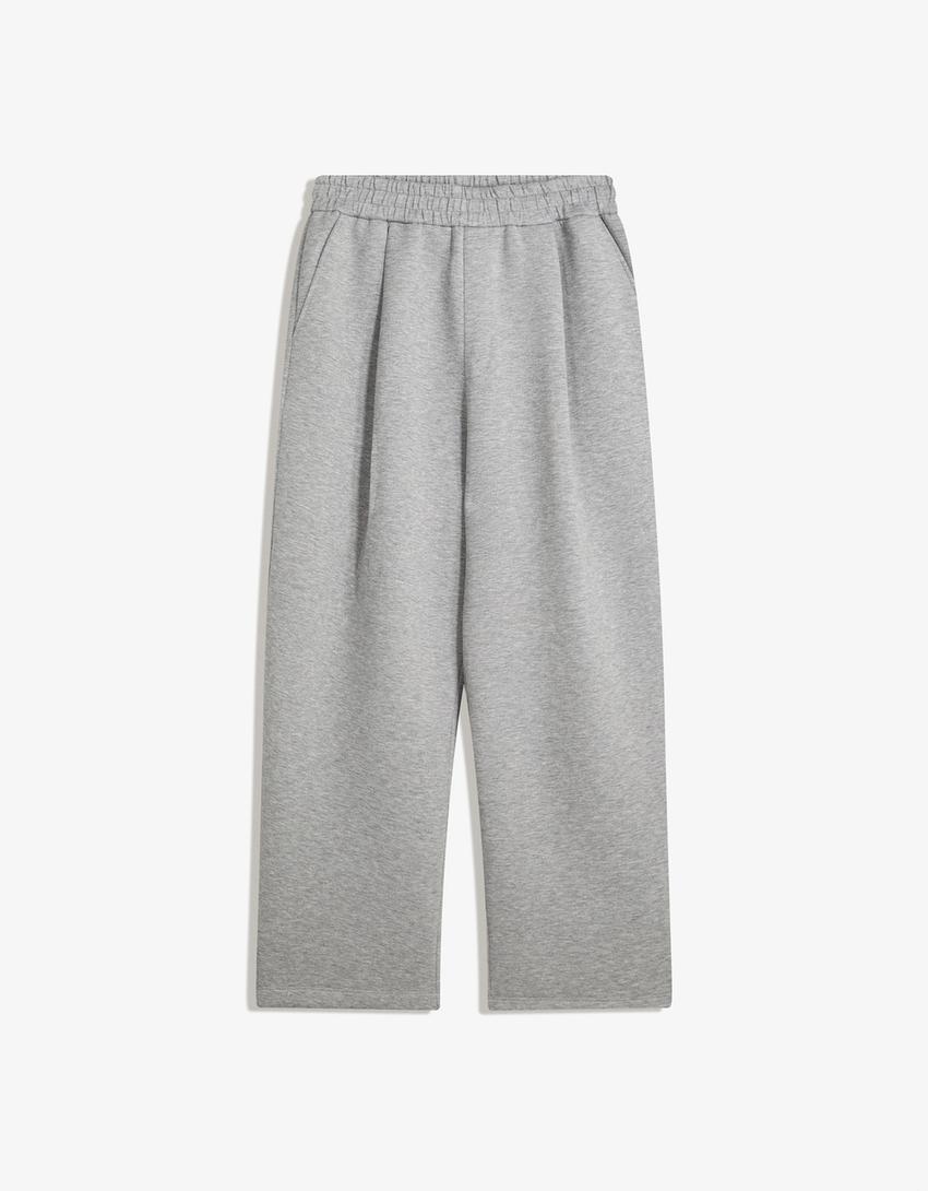 Low-Key Contrast — Technical trousers with darts