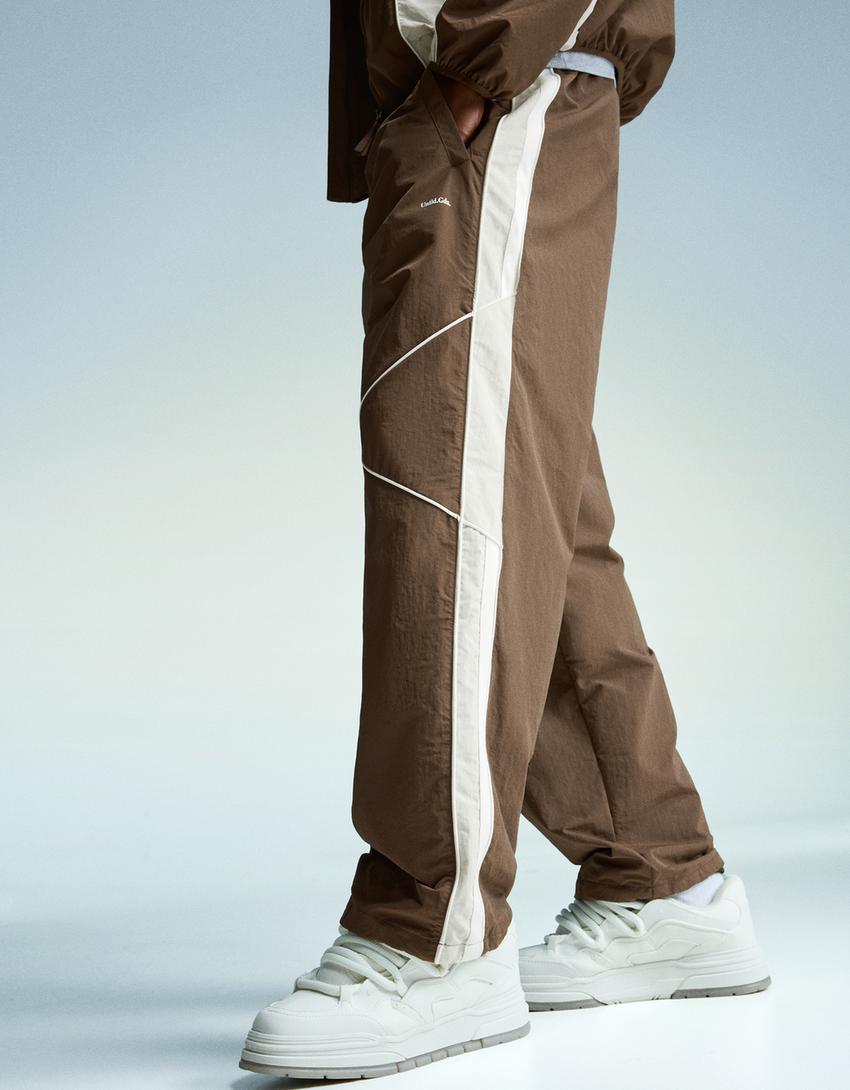 Super baggy technical trousers-Brown-2