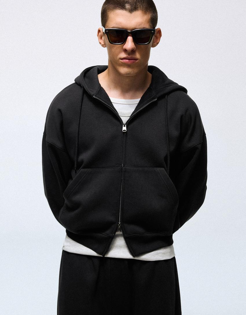 Felpa con cappuccio e zip-Nero