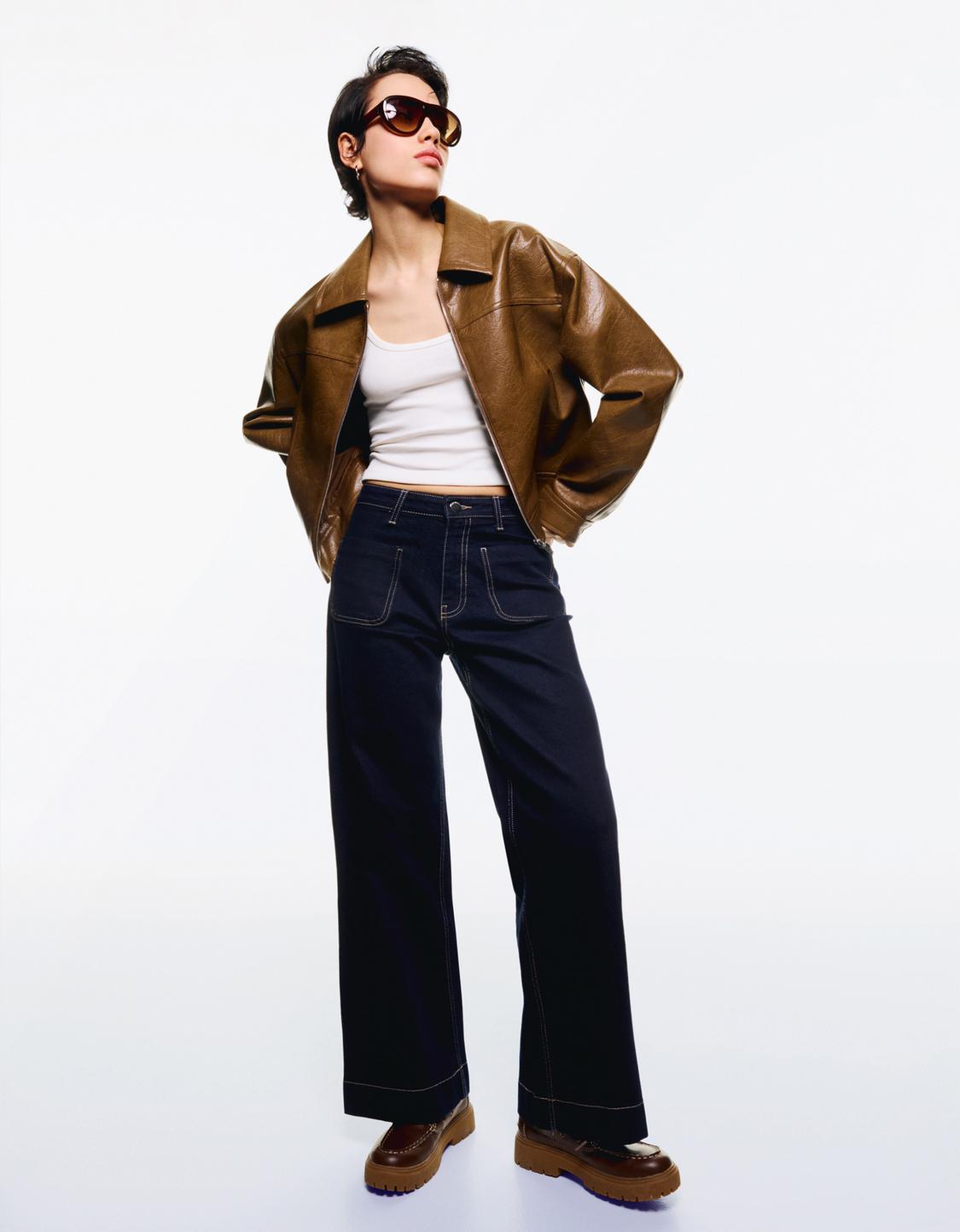 Cropped wide-leg jeans with seams