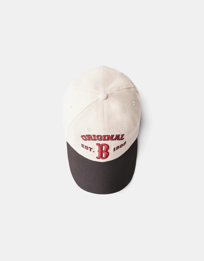 كاب جامعي مطرز-كريمي-4