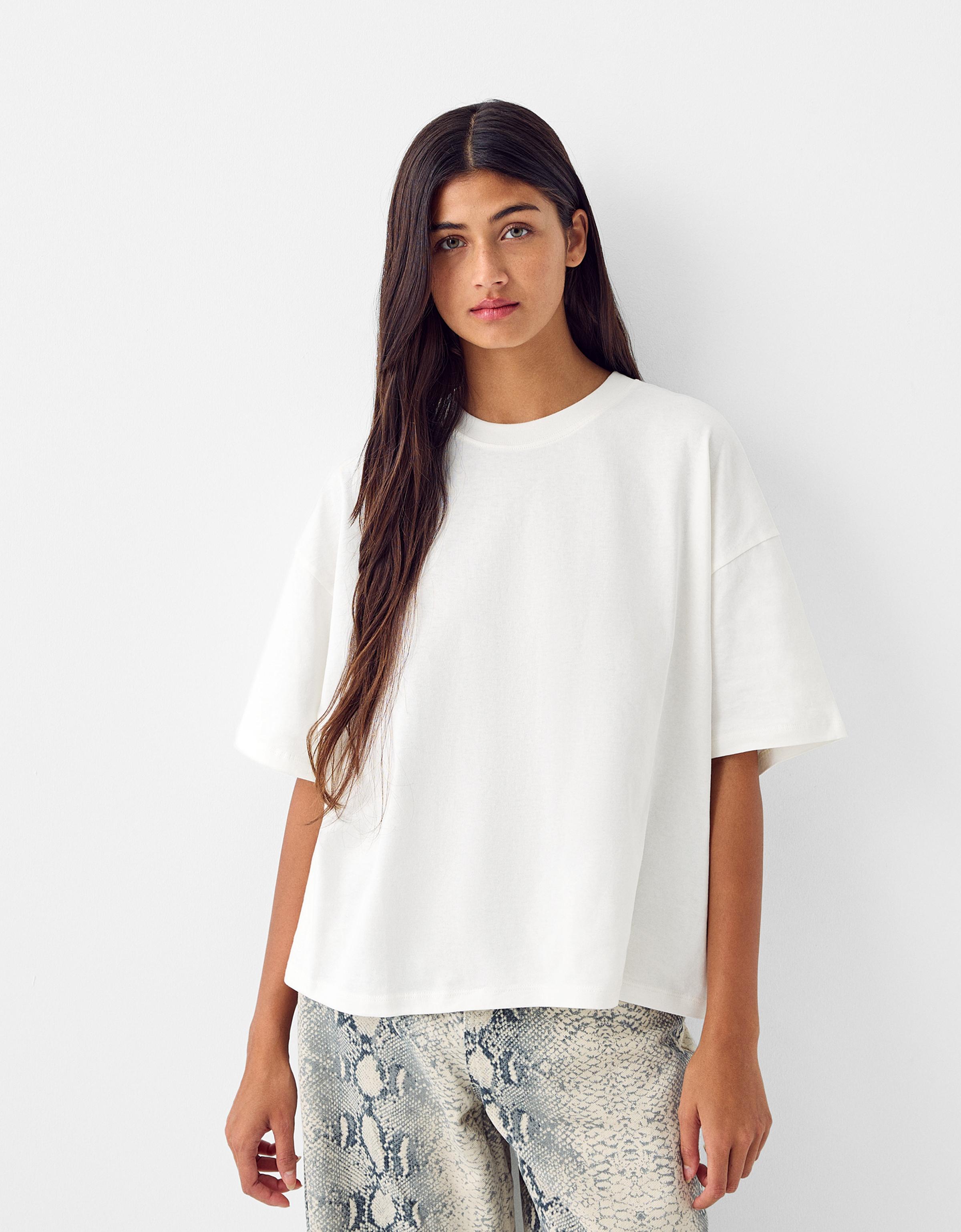 Bershka Oversize-T-Shirt Mit Kurzen Ärmeln Und Print Damen S Rohweiß