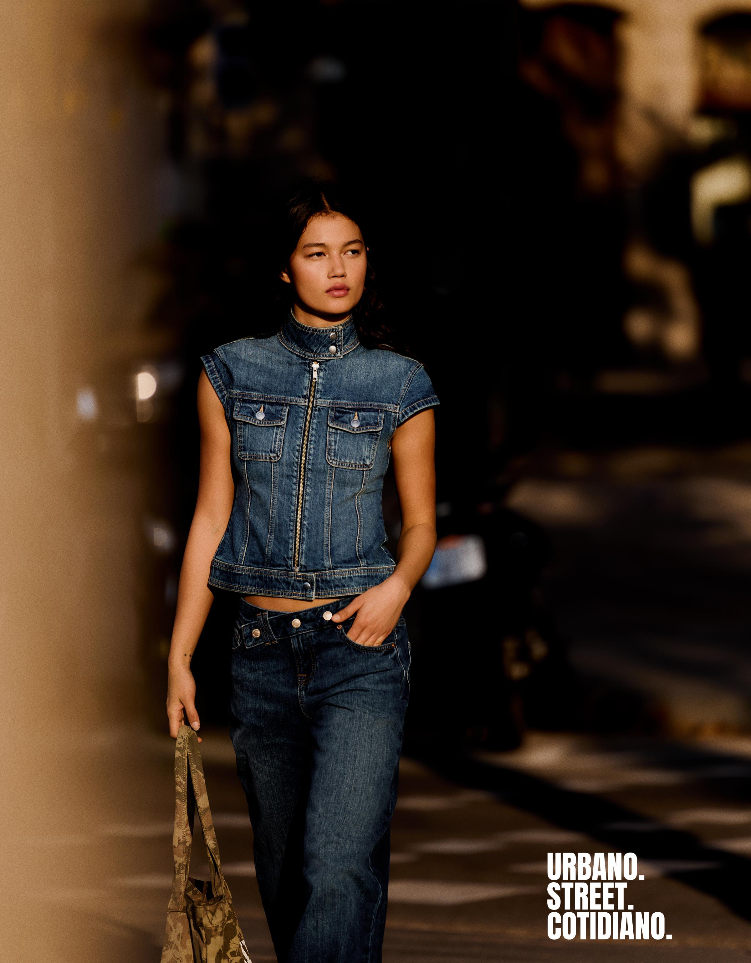 Zip-up denim top — Light blue