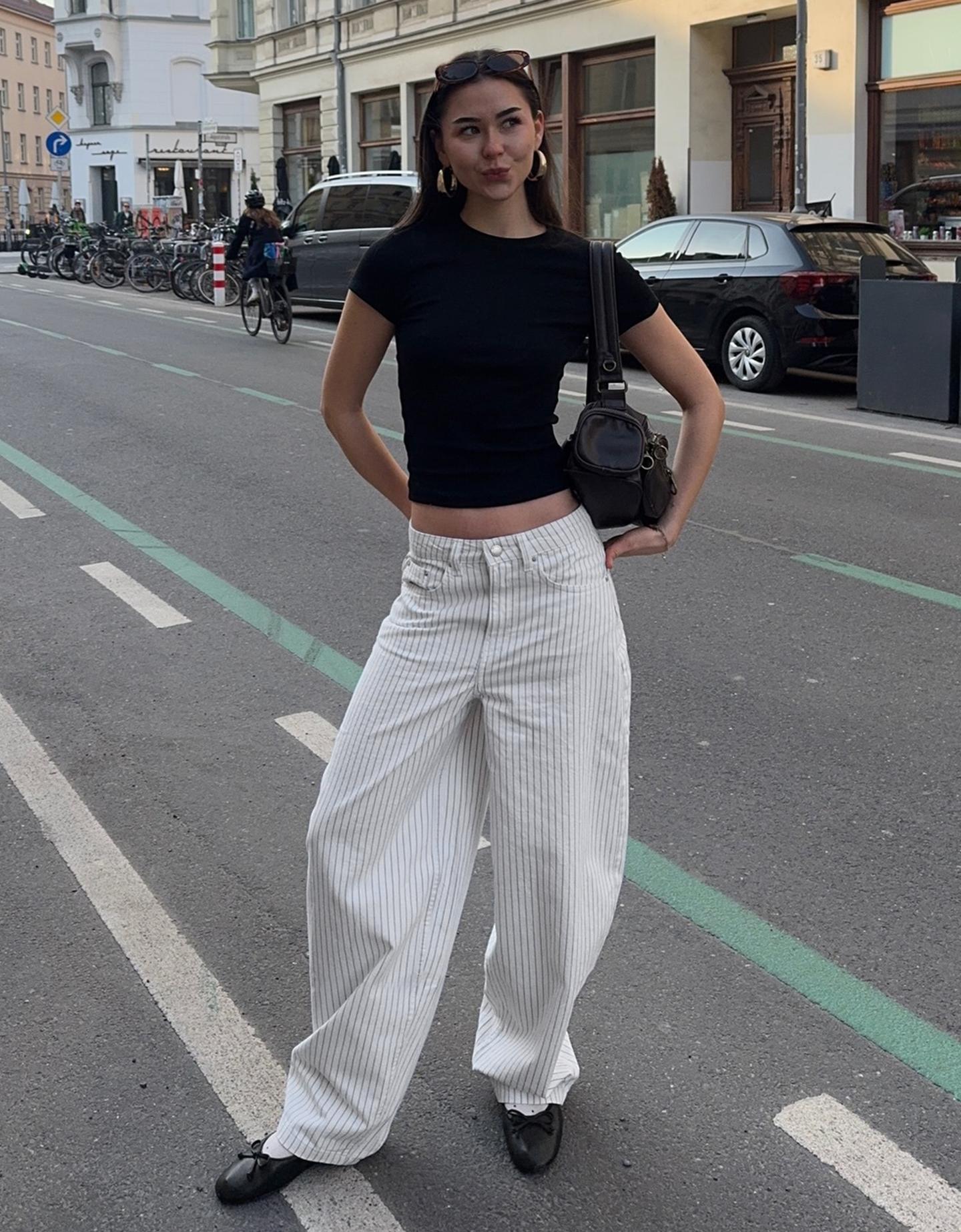 Bershka Pantaloni Balloon Fit A Righe Donna 42 (Eur 38) Bianco Roto