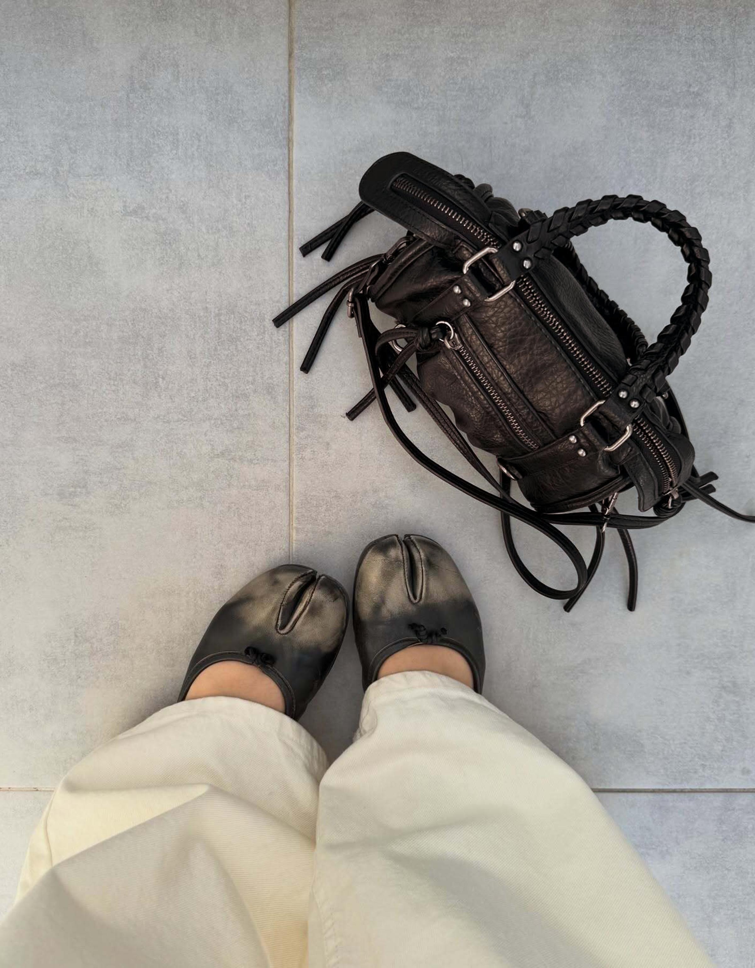 MINI BOWLING BAG — Black