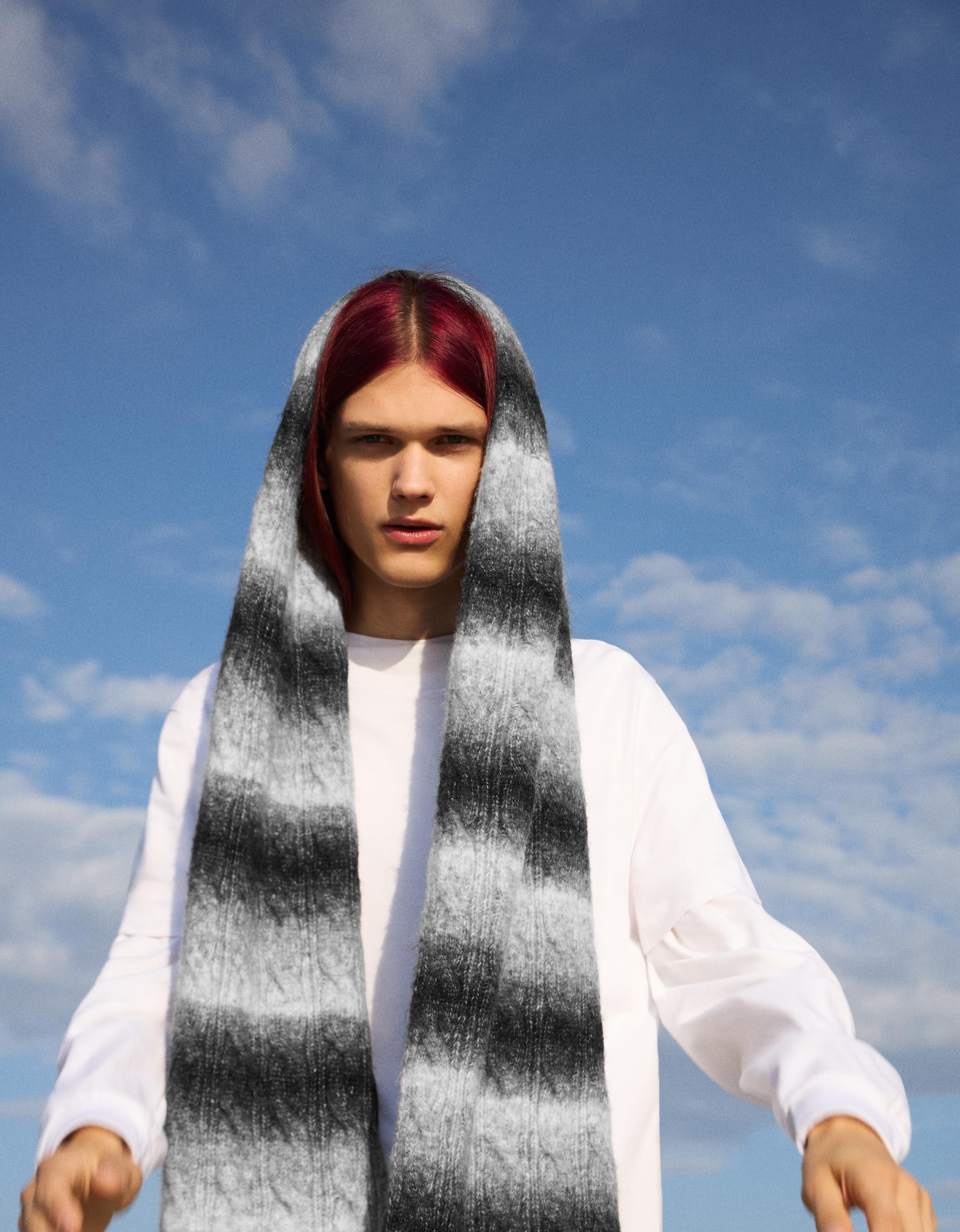 Bershka Schal Mit Print Herren Grau