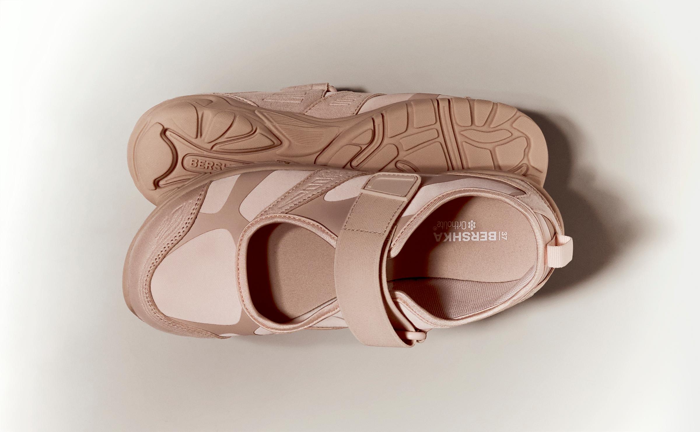 BAREFOOT BALLERINAS — PINK
