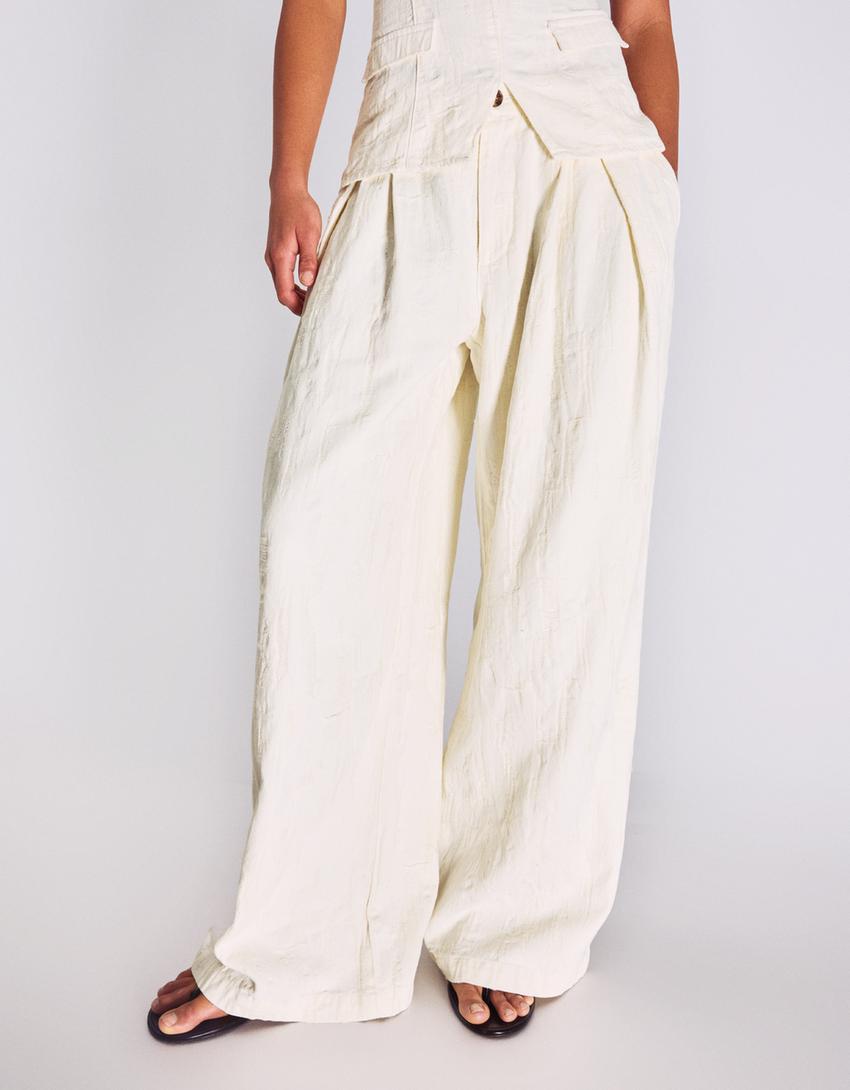 Wide-leg low-rise darted jeans-Off white