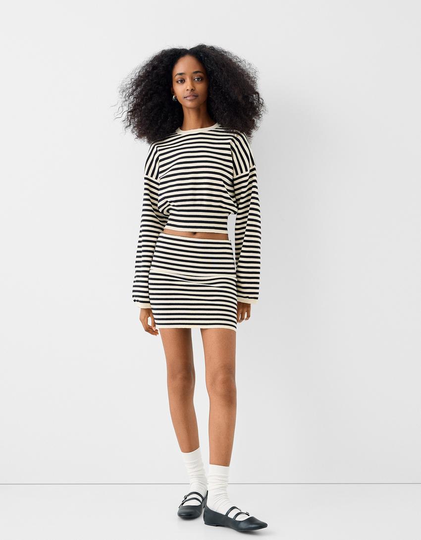 سويتر بخصر ضيق-أسود-3