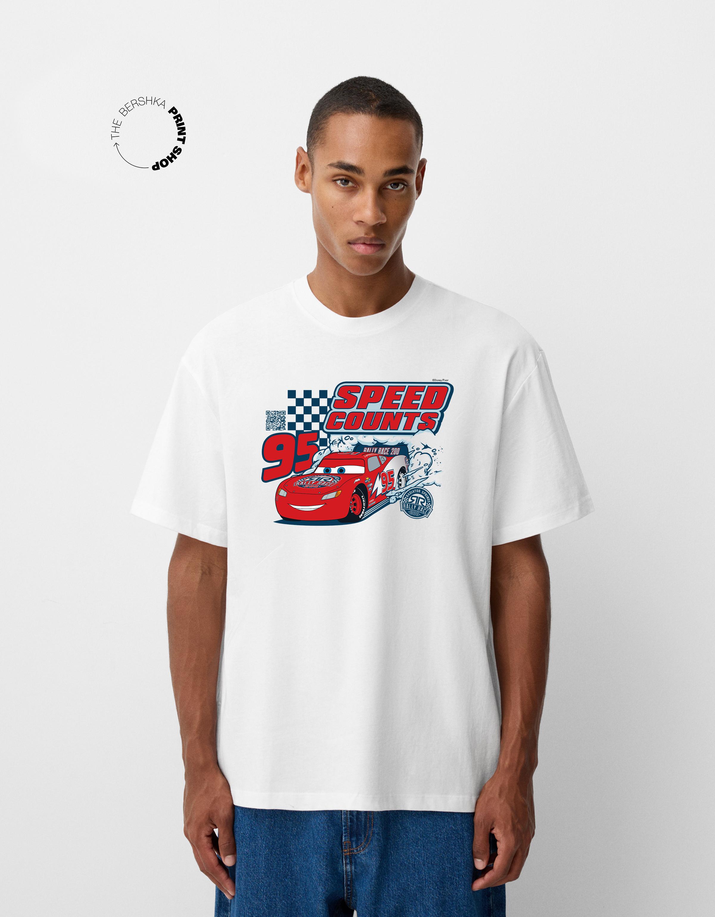 Bershka T-Shirt Cars Mit Kurzen Ärmeln Und Digitalfilter-Print Herren S Weiss