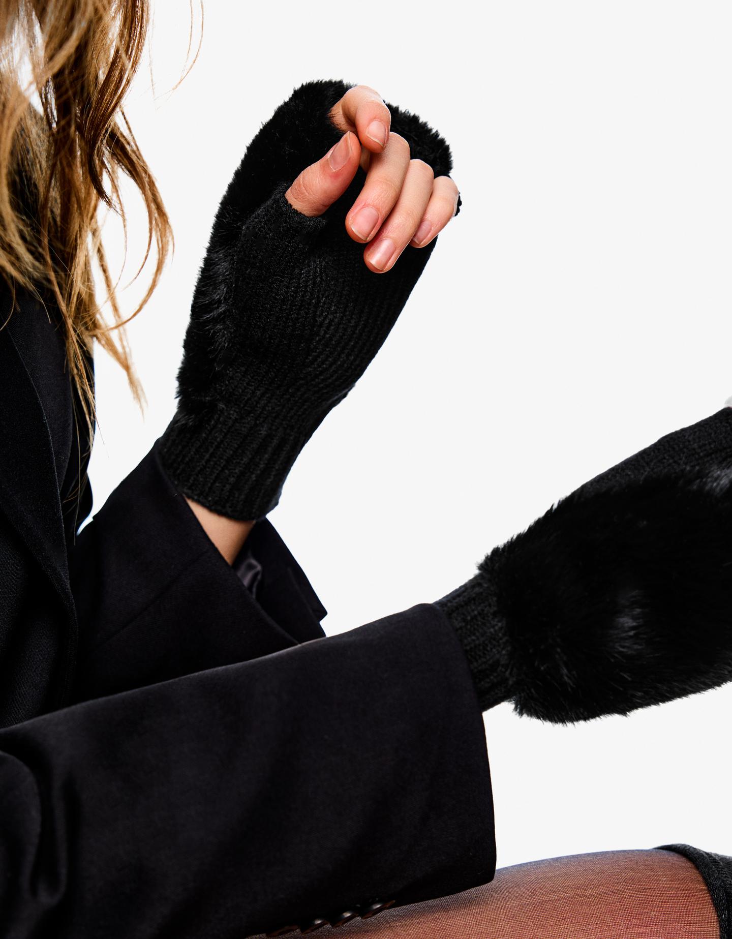 Bershka mitonki z efektem futerka czarny