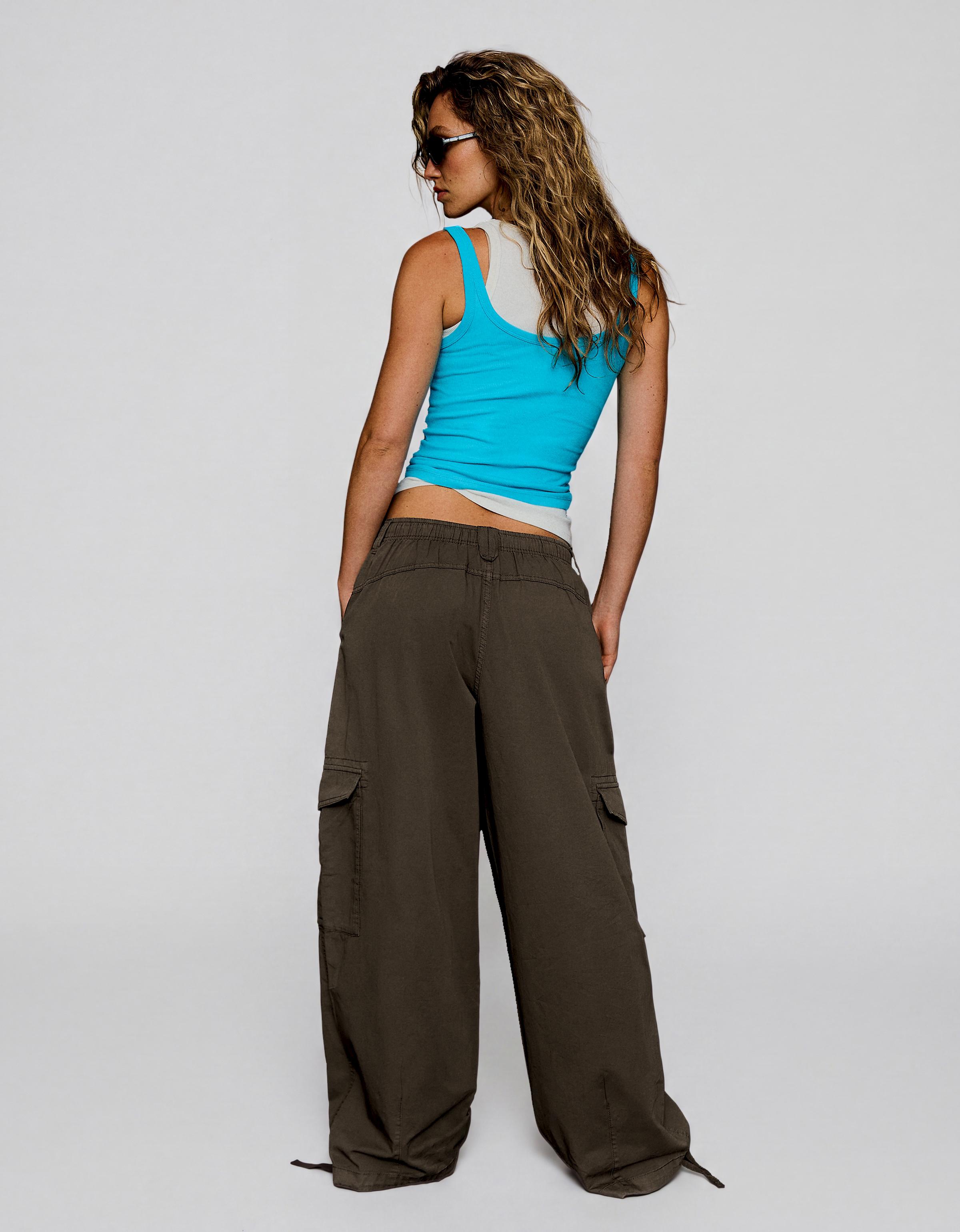 Parachute cargo trousers — Sand